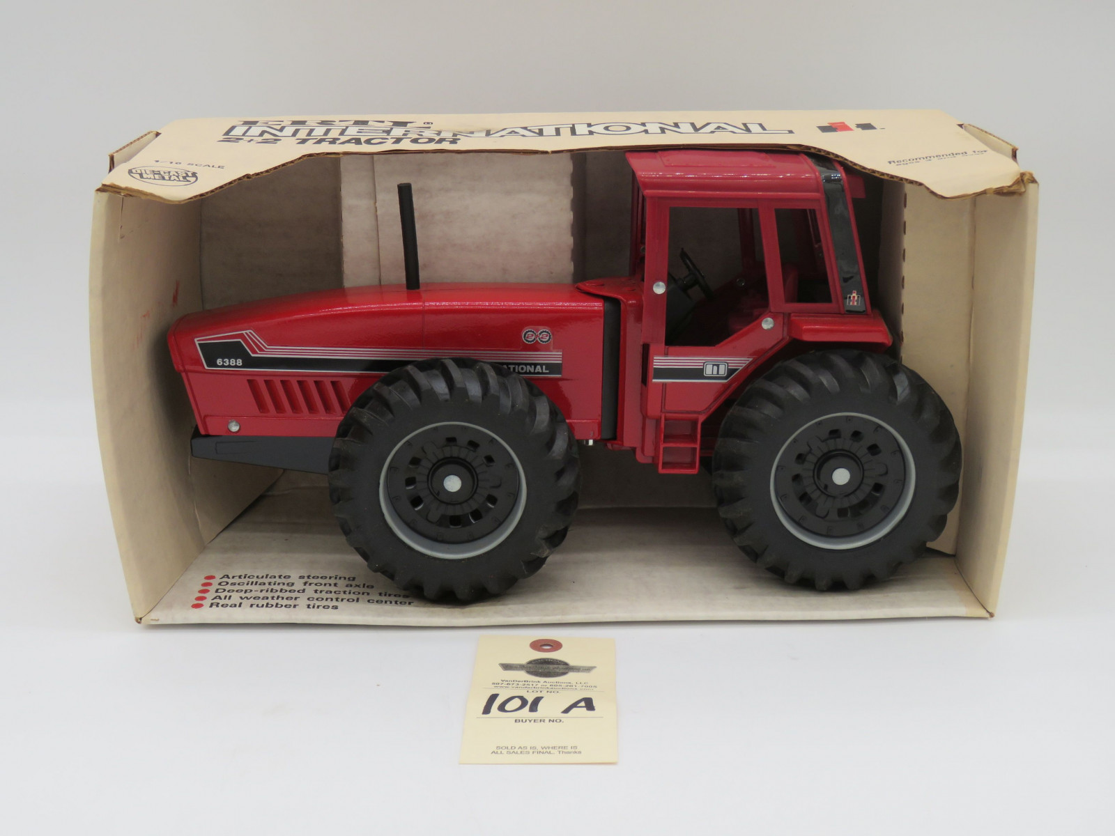 ERTL INTERNATIONAL 2+2 TRACTOR 6388 DIE CAST METAL BOX SHOWS AGE 1/16TH SCALE - Image 1