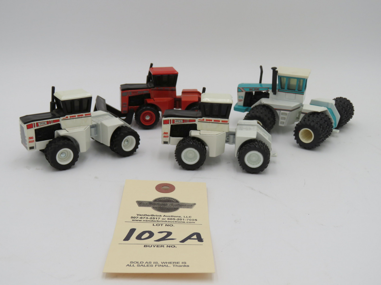 4 PCS (ERTL BIG BUD 400/20 1987 SHOW EDITION MADE IN USA D,IOWA) (BIG BUD 525/50 WESTERN CANADA FARM PROGRESS SHOW 1987 JUN 22, 87  (BIG BUD 370 POWER SHIFT ERTL, BIG BUD 525/84 ERTL ALL METAL DIECAST TRACTORS NO BOXES  1/64TH SCALE - Image 7