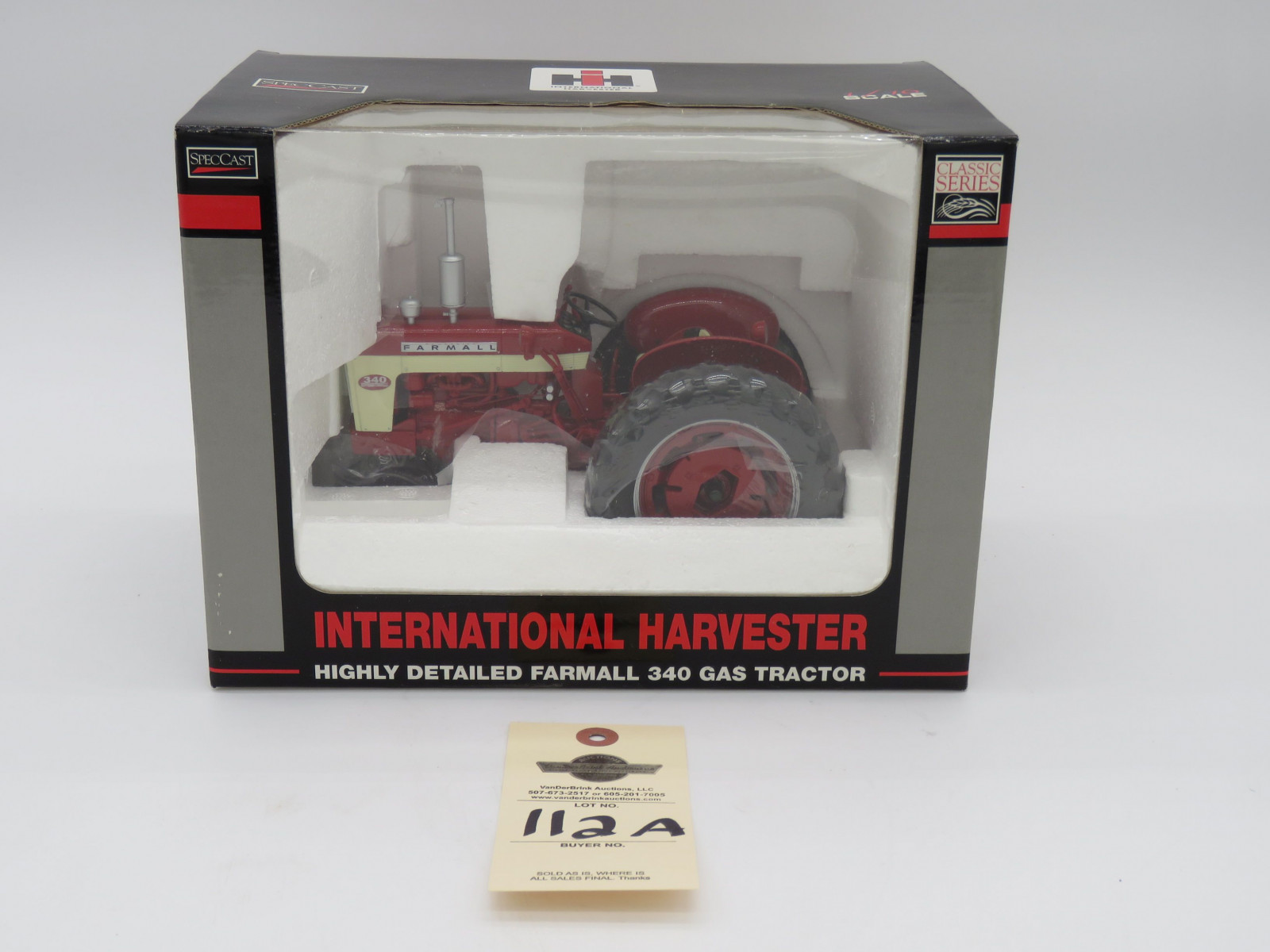 SPECCAST ERTL IH 340 GAS NARROW FRONT TRACTOR HIGHLY DETAILED CLASSIC SERIES 1/16 SCALE - Image 1