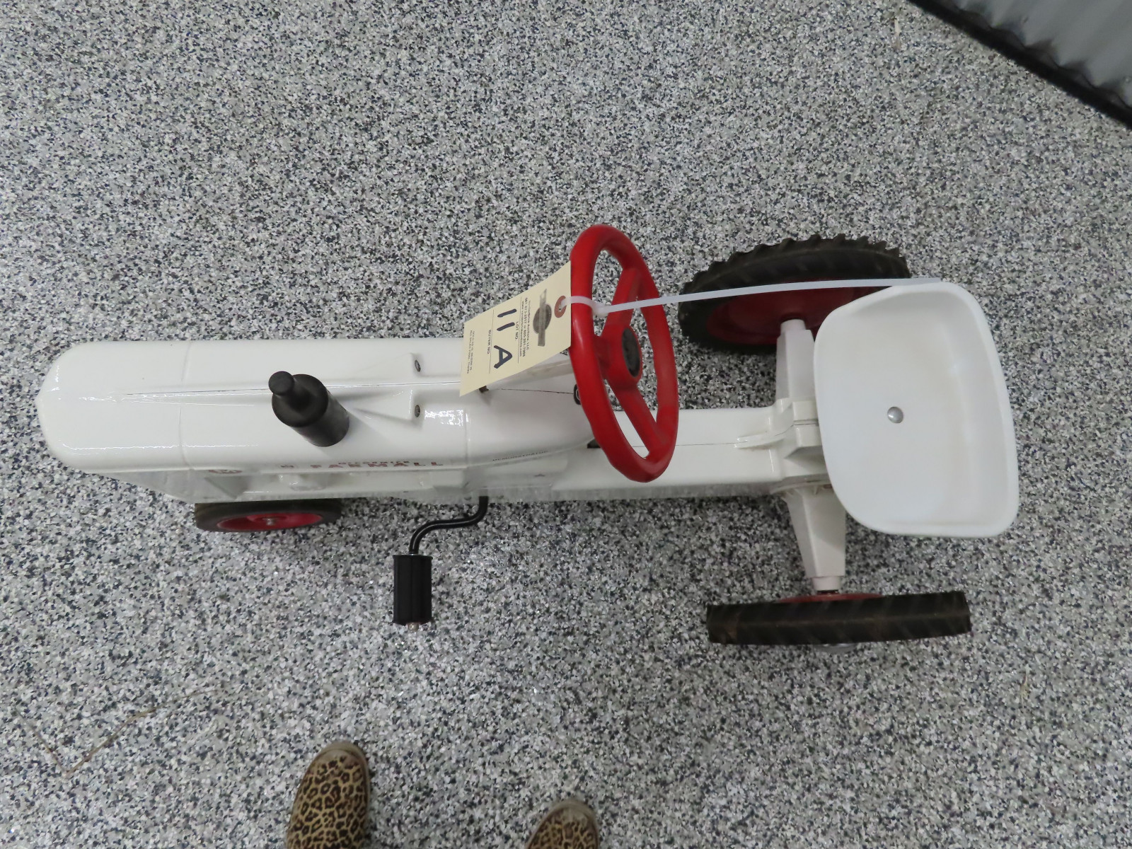 Scale MOdels White Farmall M Pedal Tractor made in Dyersville, IA 2000 Demonstrator Model - Image 16