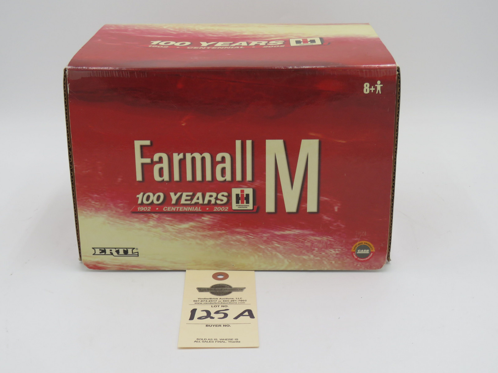 ERTL CENTENNIAL EDITION FARMALL M 1,000,000TH NIB (LP) ERTL 1:16 SCALE  1902 CENTENNIAL 2002 - Image 2