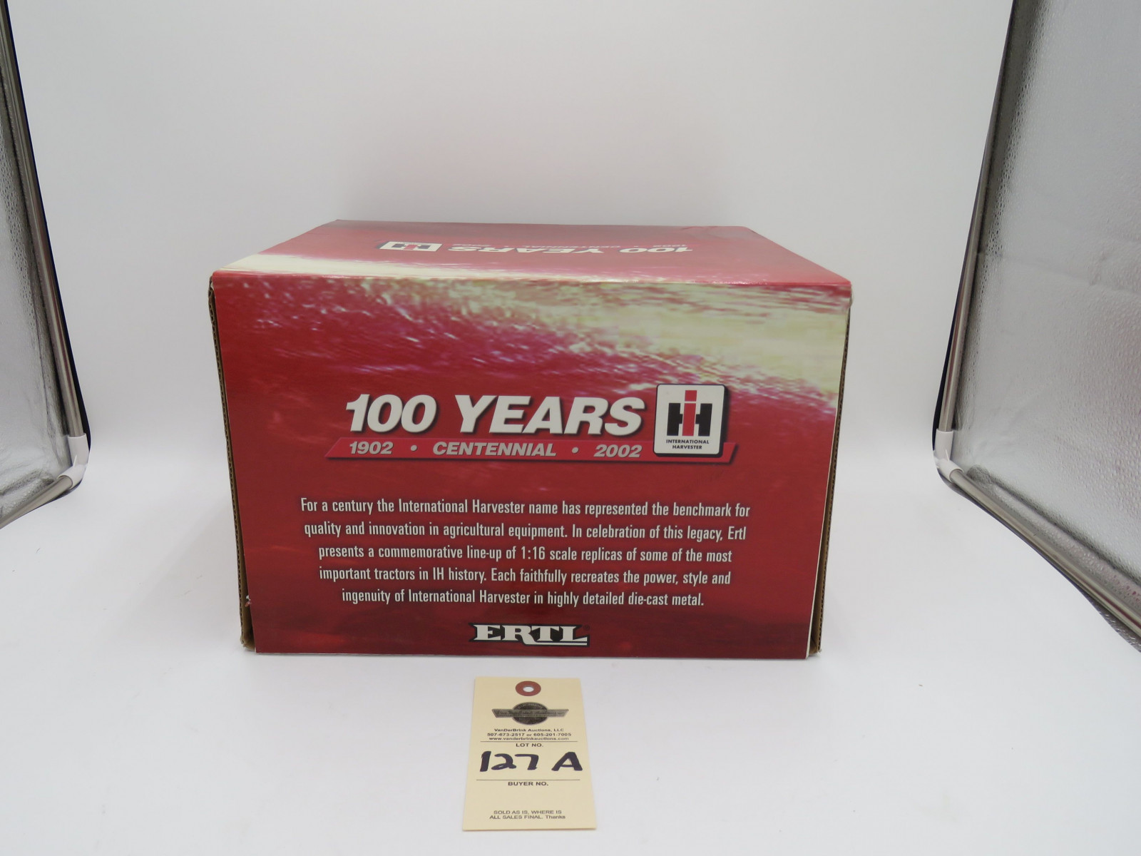 2002 ERTL INTERNATIONAL 5488 NIB 1/16TH SCALE - Image 5