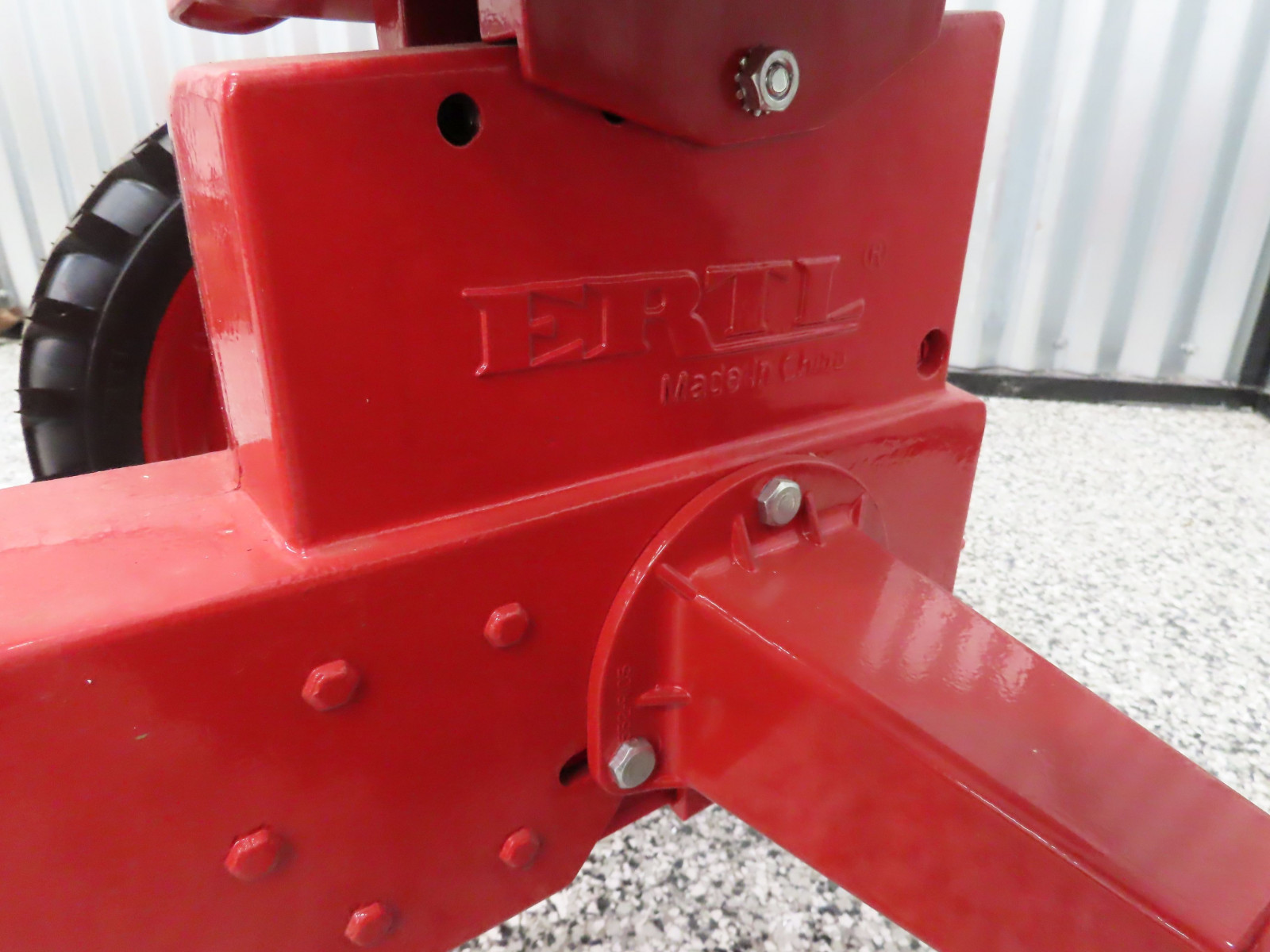 Ertl Farmall F-20 Pedal Tractor - Image 7