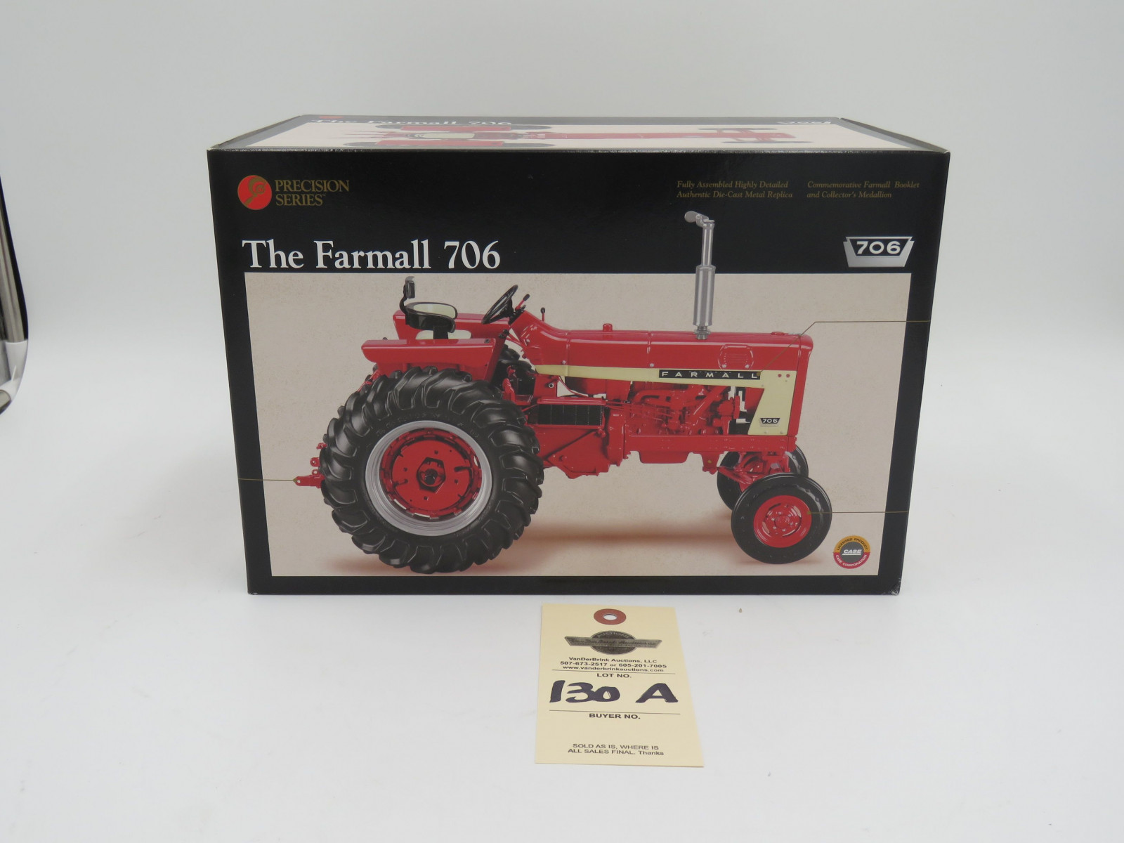 2002 ERTL PRECISION SERIES THE FARMALL 706 NIB 1/16 SCALE - Image 1