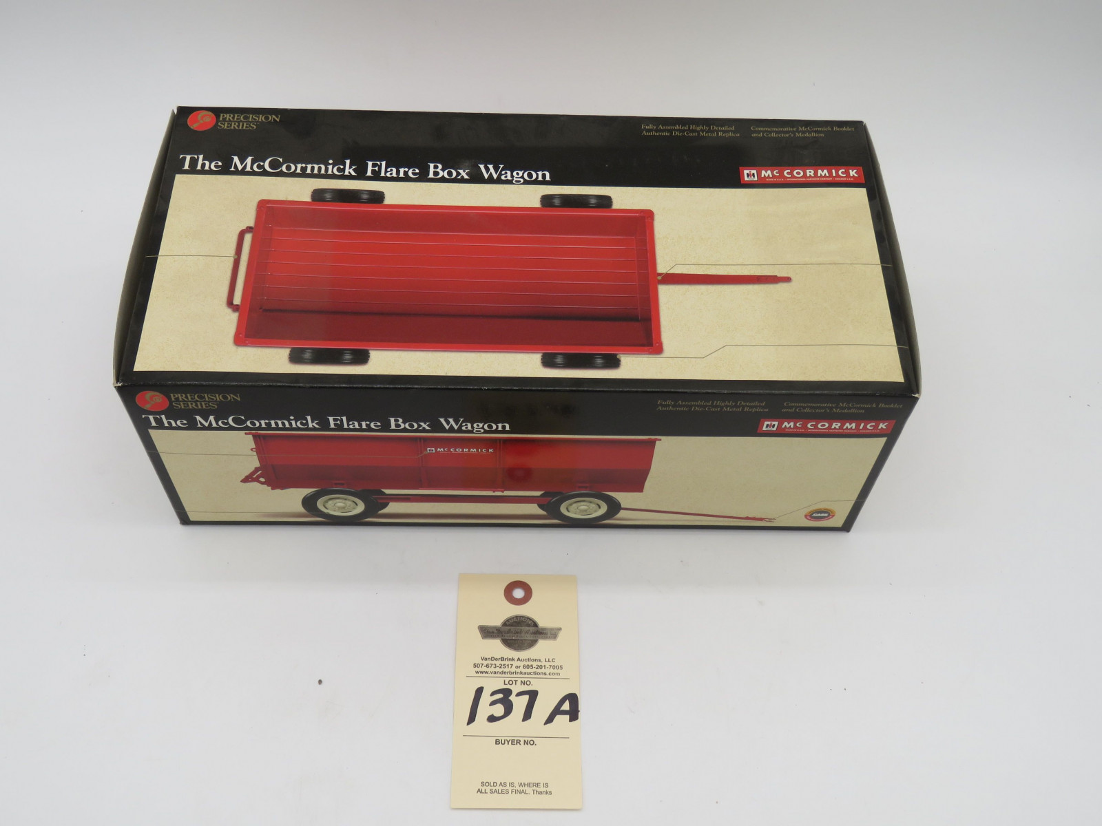 ERTL PRECISION THE MCCORMICK FLARE BOX WAGON FULLY ASSEMBLED HIGHLY DETAILED METAL DIE CAST 1/16TH SCALE - Image 2