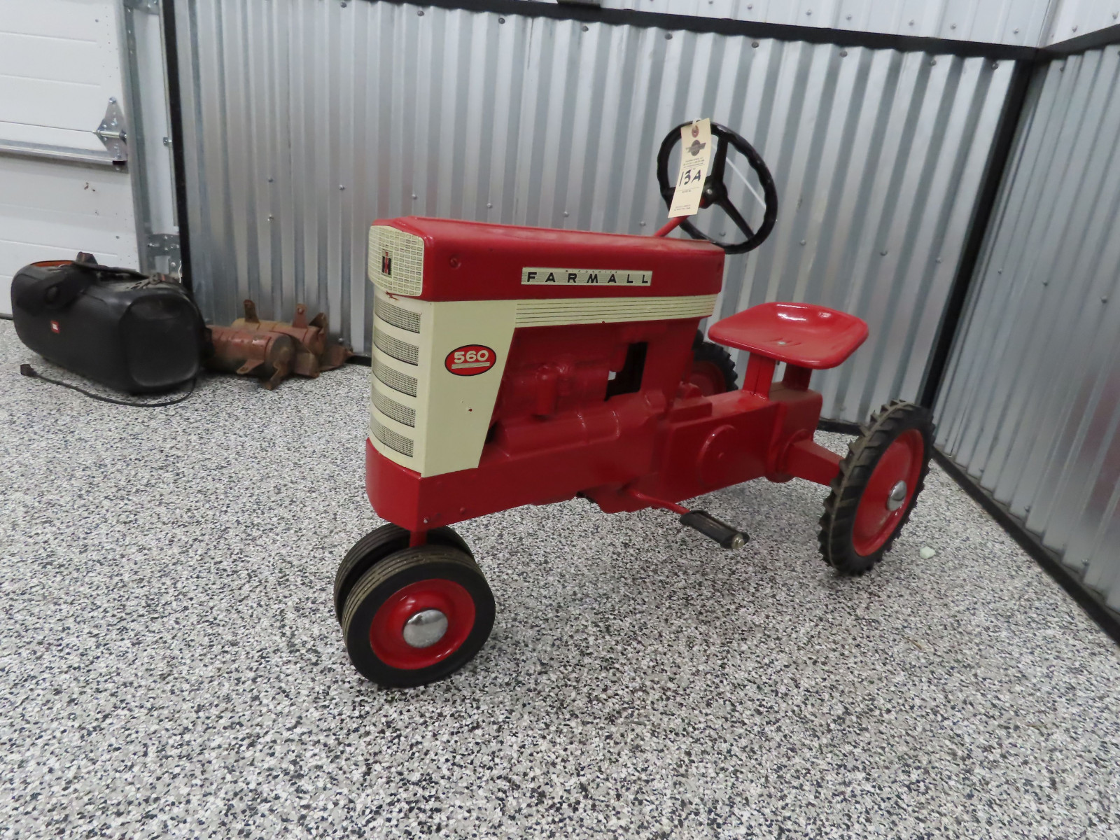 Ertl Farmall 560 Pedal Tractor - Image 1