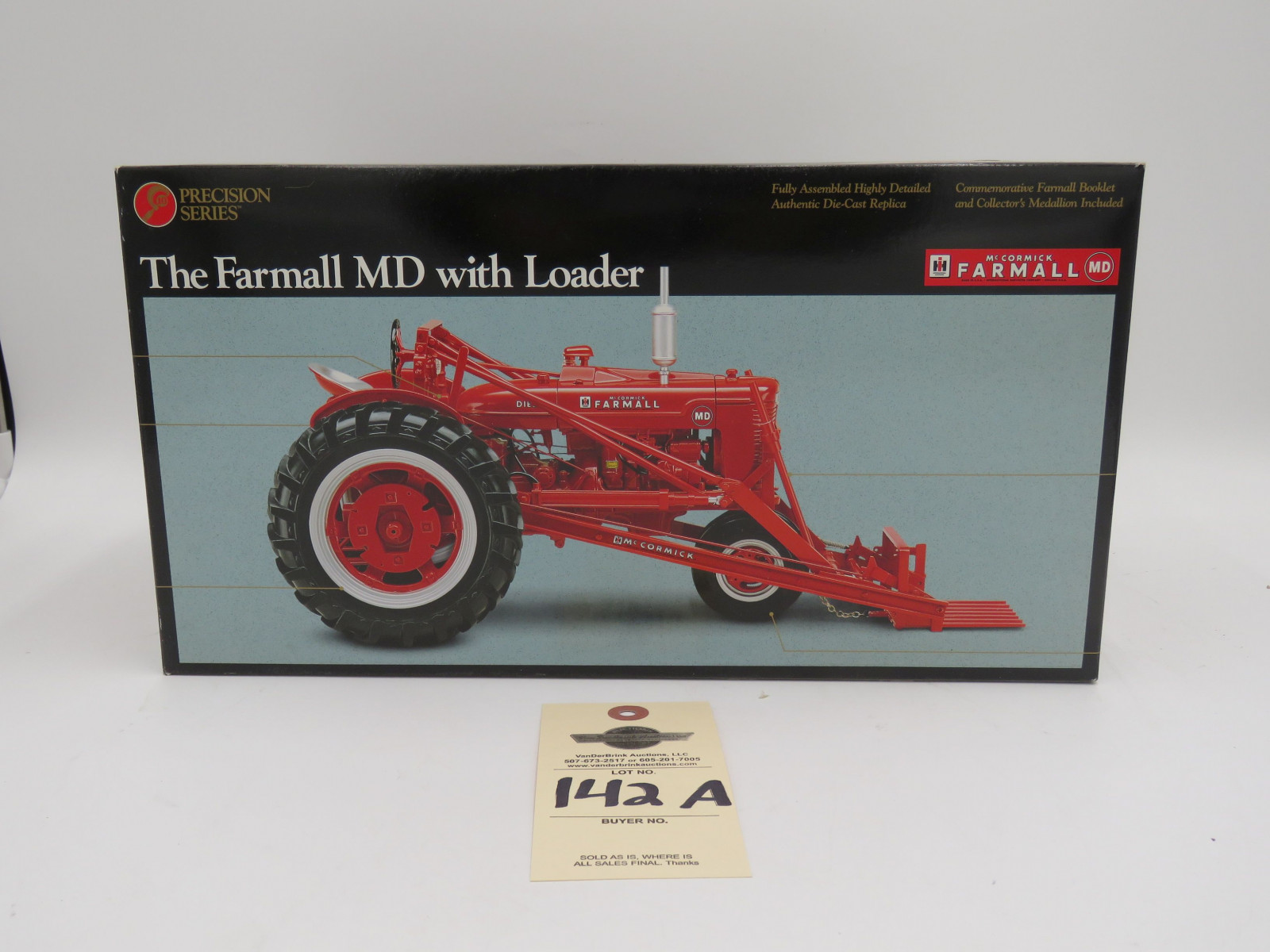 1997 ERTL PRECISION SERIES THE FARMALL MD  WITH LOADER FULLY ASSEMBLED HIGHLY DETAILED METAL DIECAST 1/16 SCALE - Image 1