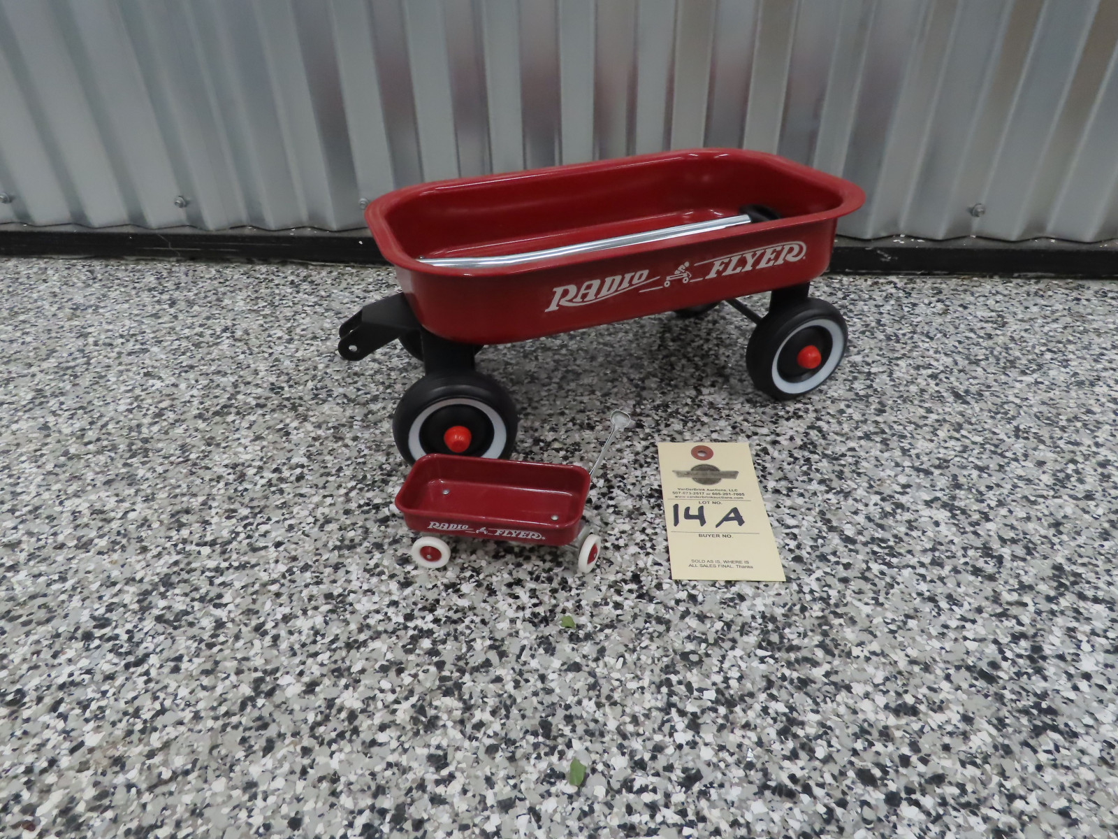 Radio Flyer Wagon and Small Scale Model - Image 1