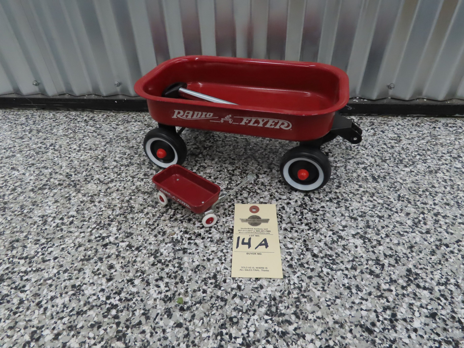 Radio Flyer Wagon and Small Scale Model - Image 2