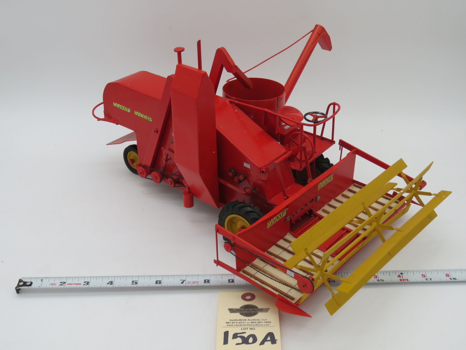 MASSEY-HARRIS SELF PROPELLED HARVEST BRIGADE ACRES HARVESTED 1,000,000 METAL DIECAST NO BOX 1/16TH SCALE - Image 4