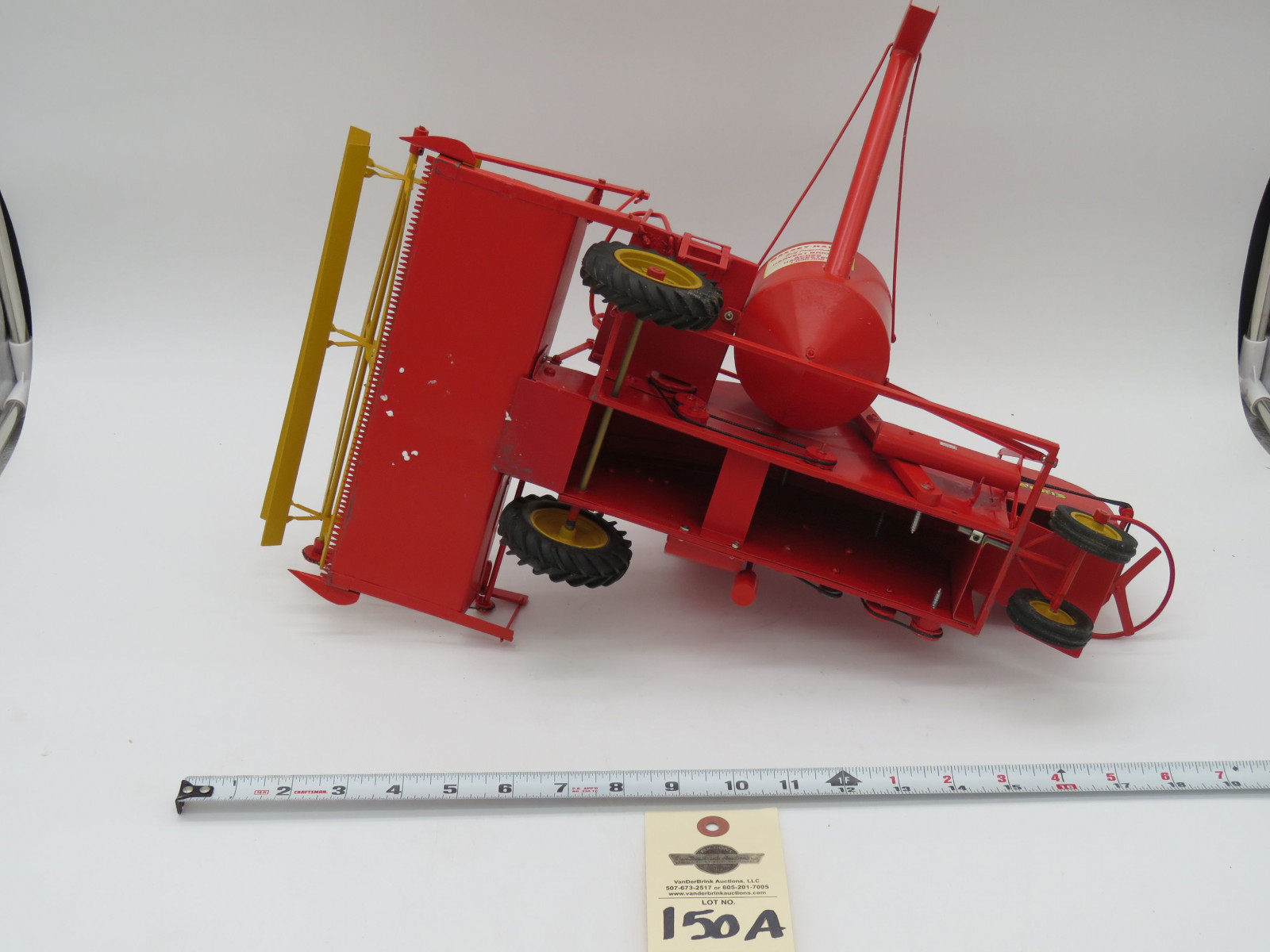 MASSEY-HARRIS SELF PROPELLED HARVEST BRIGADE ACRES HARVESTED 1,000,000 METAL DIECAST NO BOX 1/16TH SCALE - Image 5