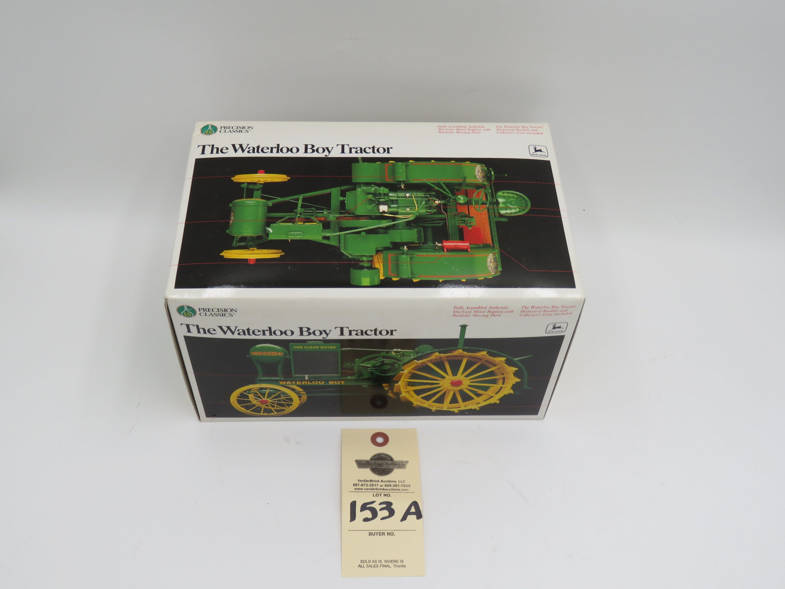 ERTL PRECISION CLASSICS 15 THE WATERLOO BOY TRACTOR JD 1/16 SCALE NIB - Image 2