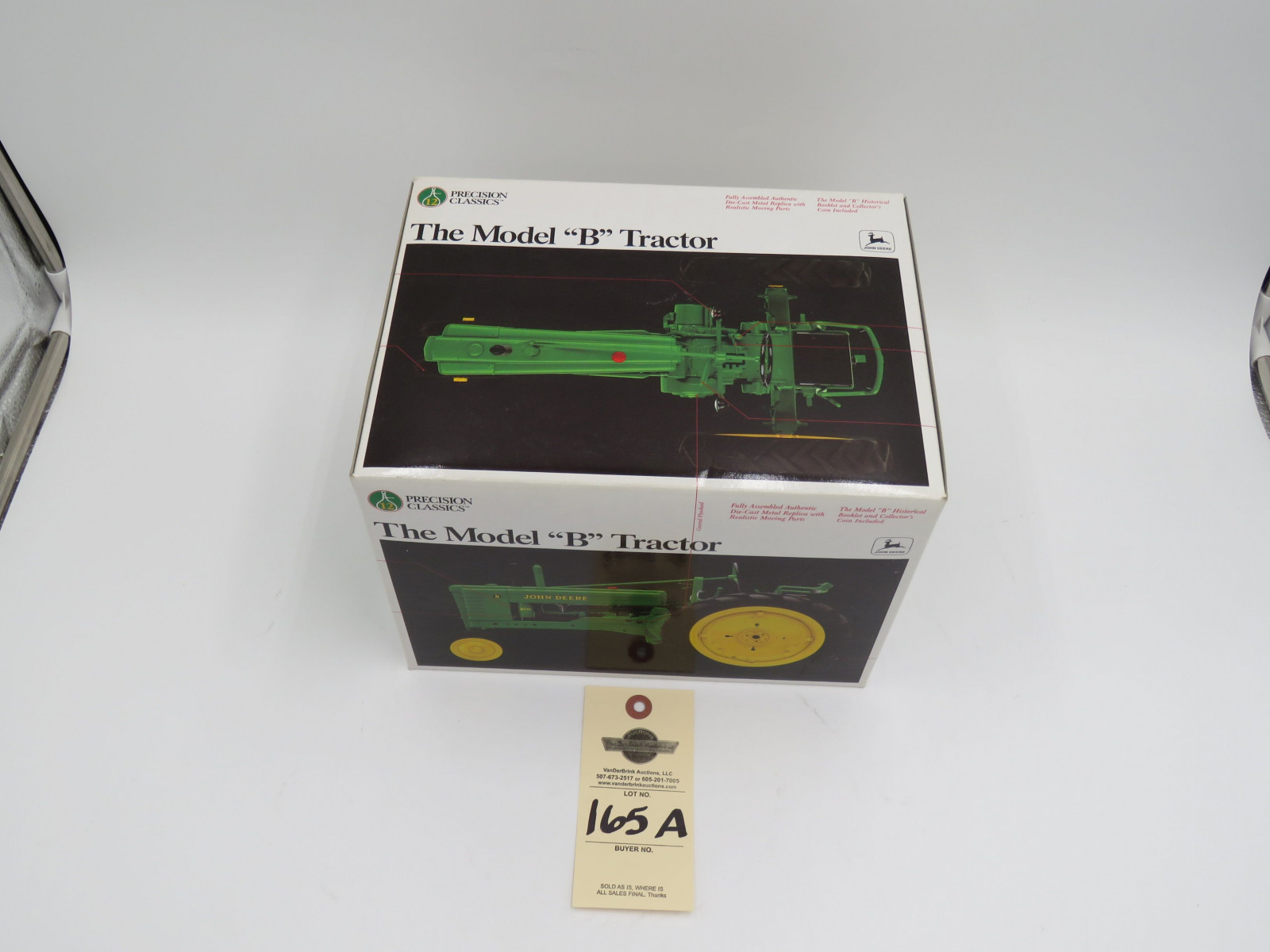 1997 ERTL PRECISION CLASSICS 12 METAL DIECAST REPLICA THE MODEL B TRACTOR 1/16 SCALE - Image 2