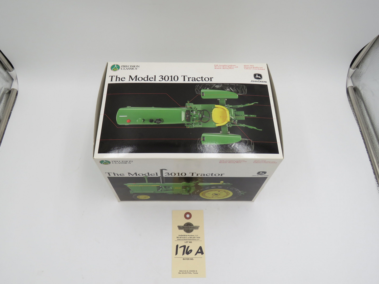 2001 ERTL PRECISION CLASSICS 20 THE MODEL 3010 TRACTOR METAL DIECAST  1/16 SCALE - Image 2