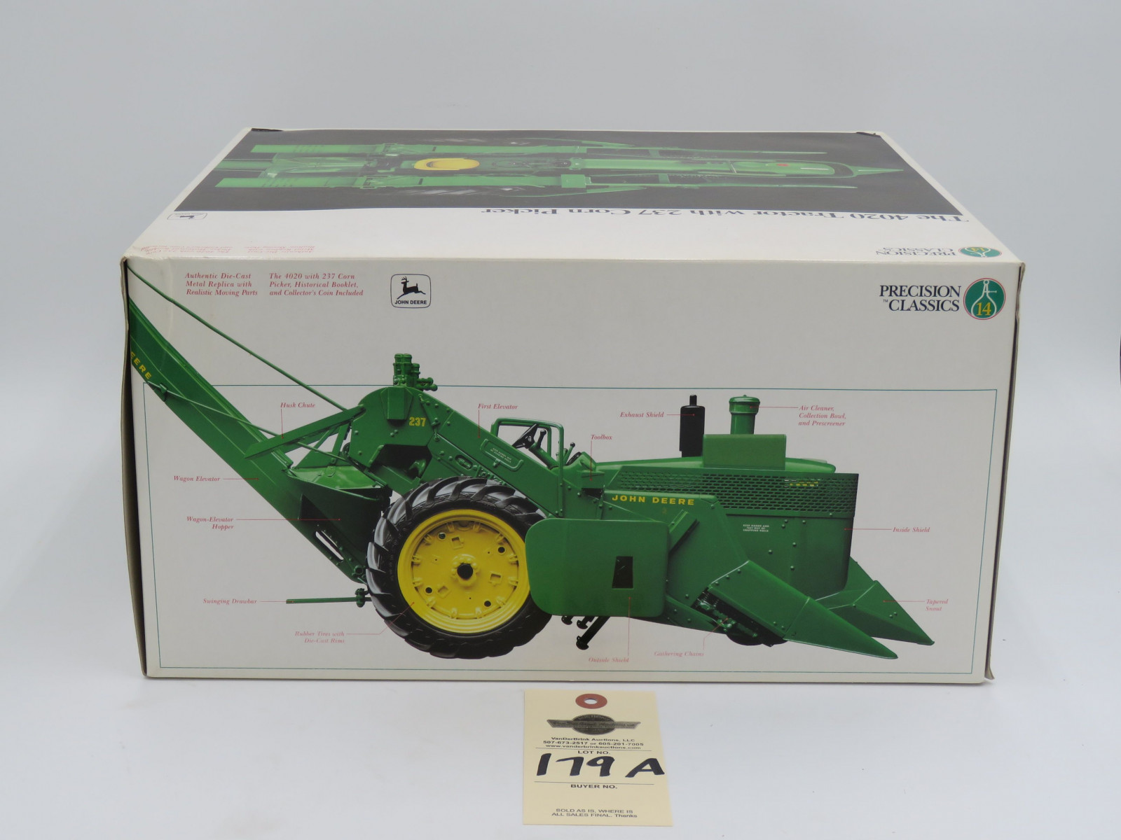 ERTL PRECISION CLASSICS 14 THE 4020 TRACTOR WITH 237 CORN PICKER 1/16 SCALE  NIB - Image 4