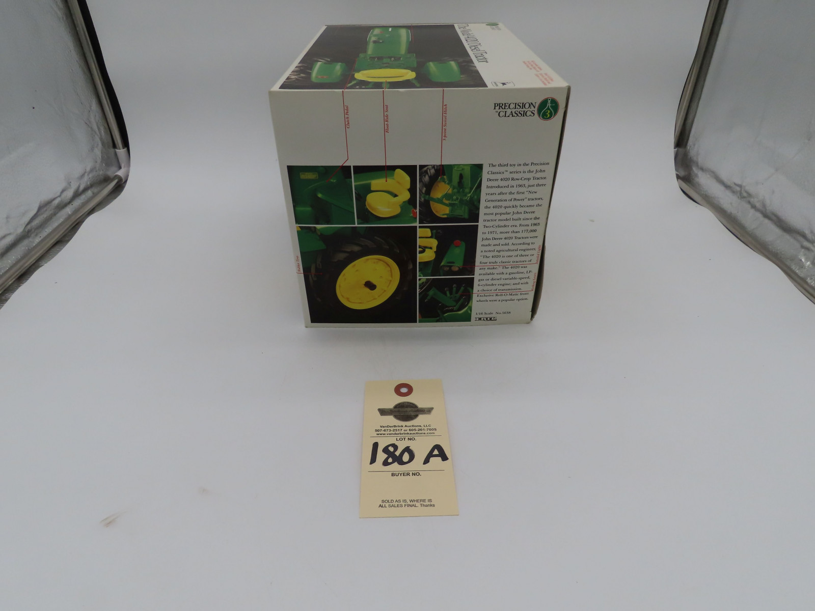 ERTL PRECISION CLASSICS 3 THE JOHN DEERE MODEL 4020 DIESEL TRACTOR 1/16 SCALE - Image 3