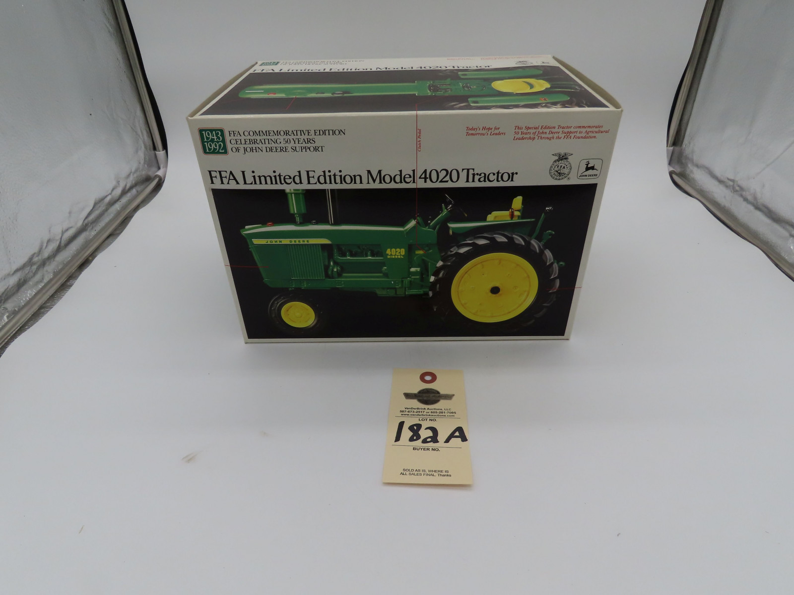 ERTL FFA COMMEMORATIVE EDTION JD FFA LIMITED EDITION MODEL 4020 TRACTOR NIB METAL DIECAST 1/16 SCALE NIB - Image 1