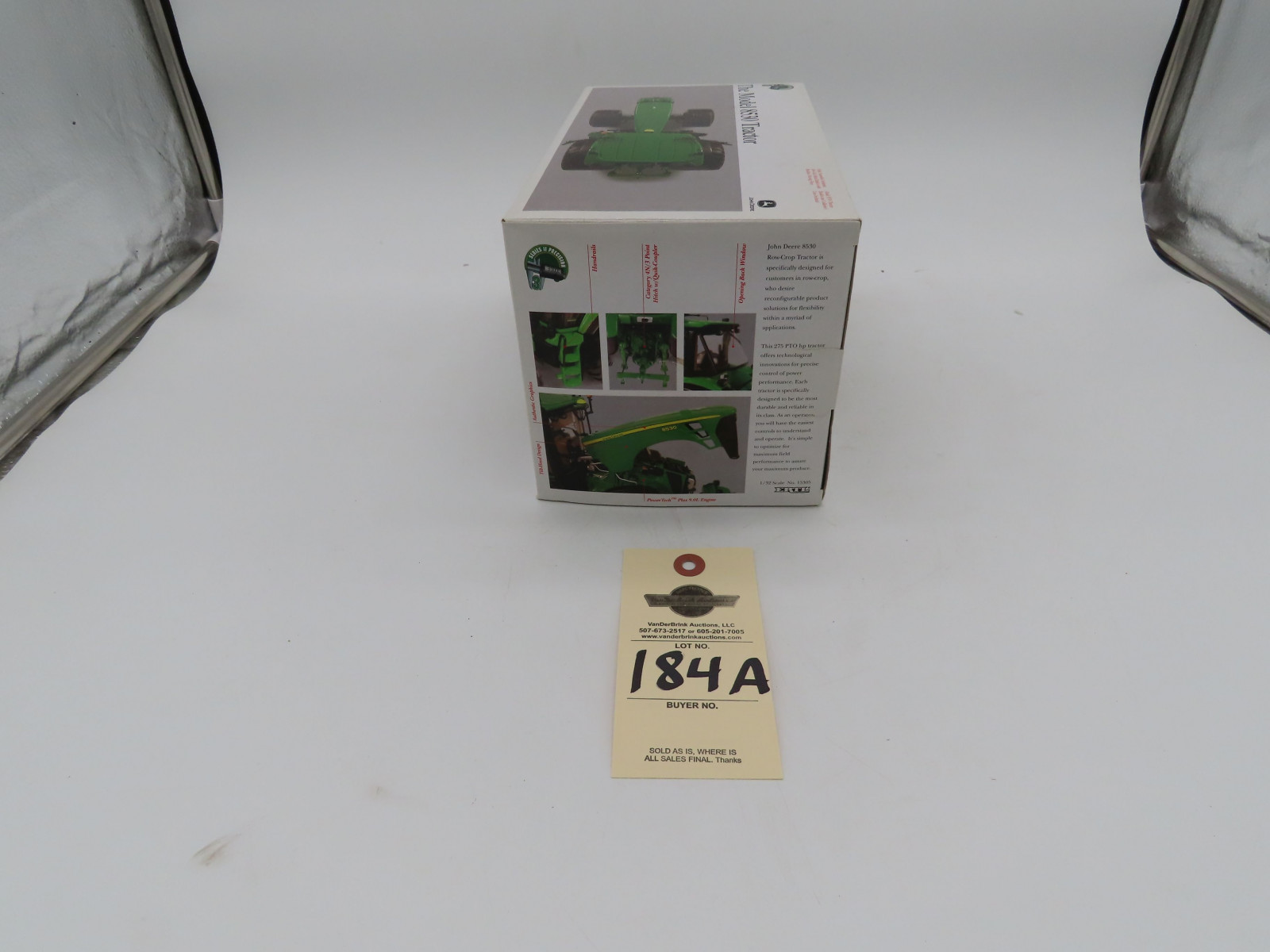 ERTL SERIES ll PRECISION 3 THE MODEL 8530 TRACTOR JD 1/32 SCALE  METAL DIECAST NIB - Image 3