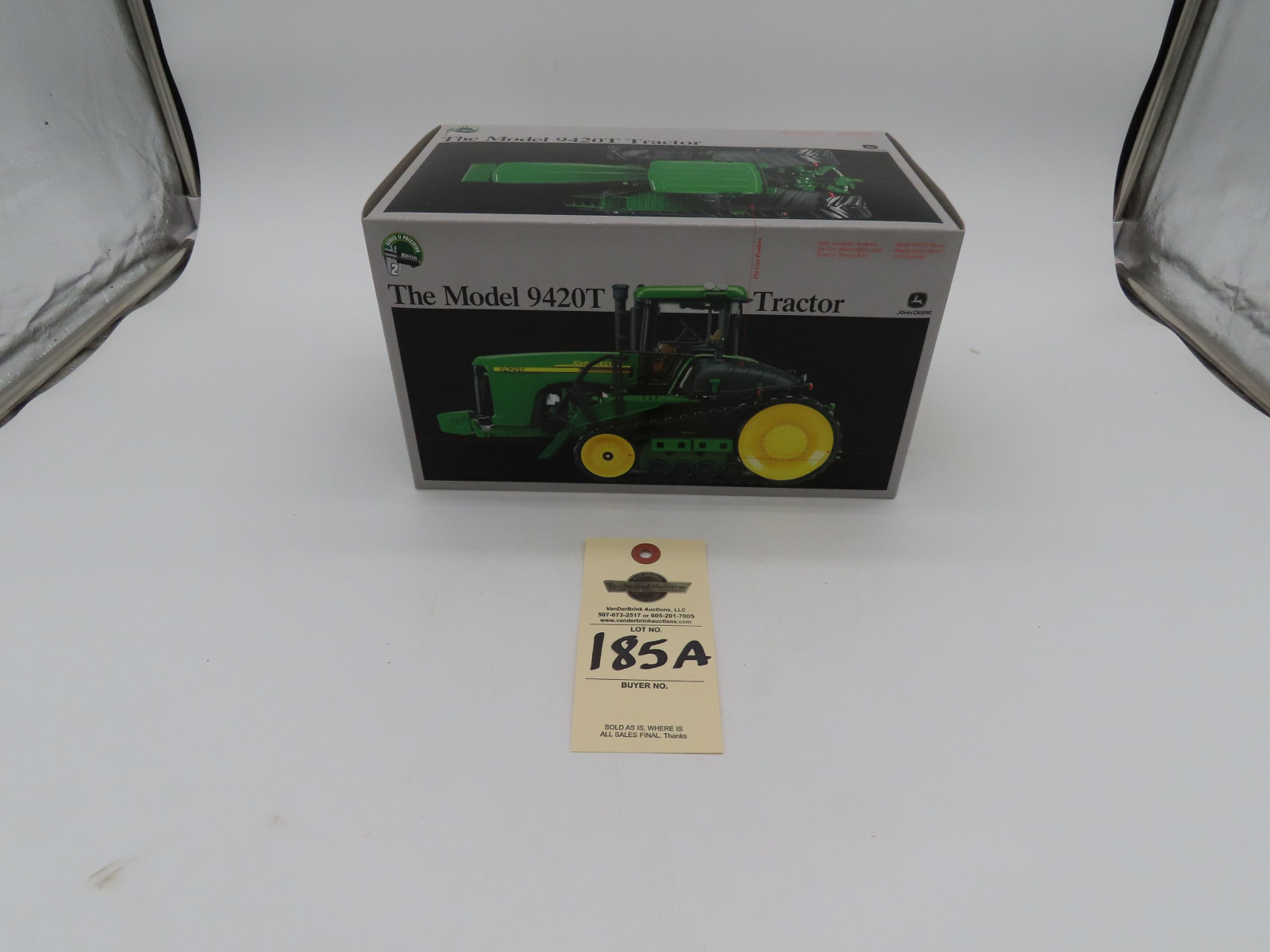 ERTL SERIES ll PRECISION 2 THE MODEL 9420T TRACTOR JD 1/32 NIB - Image 1