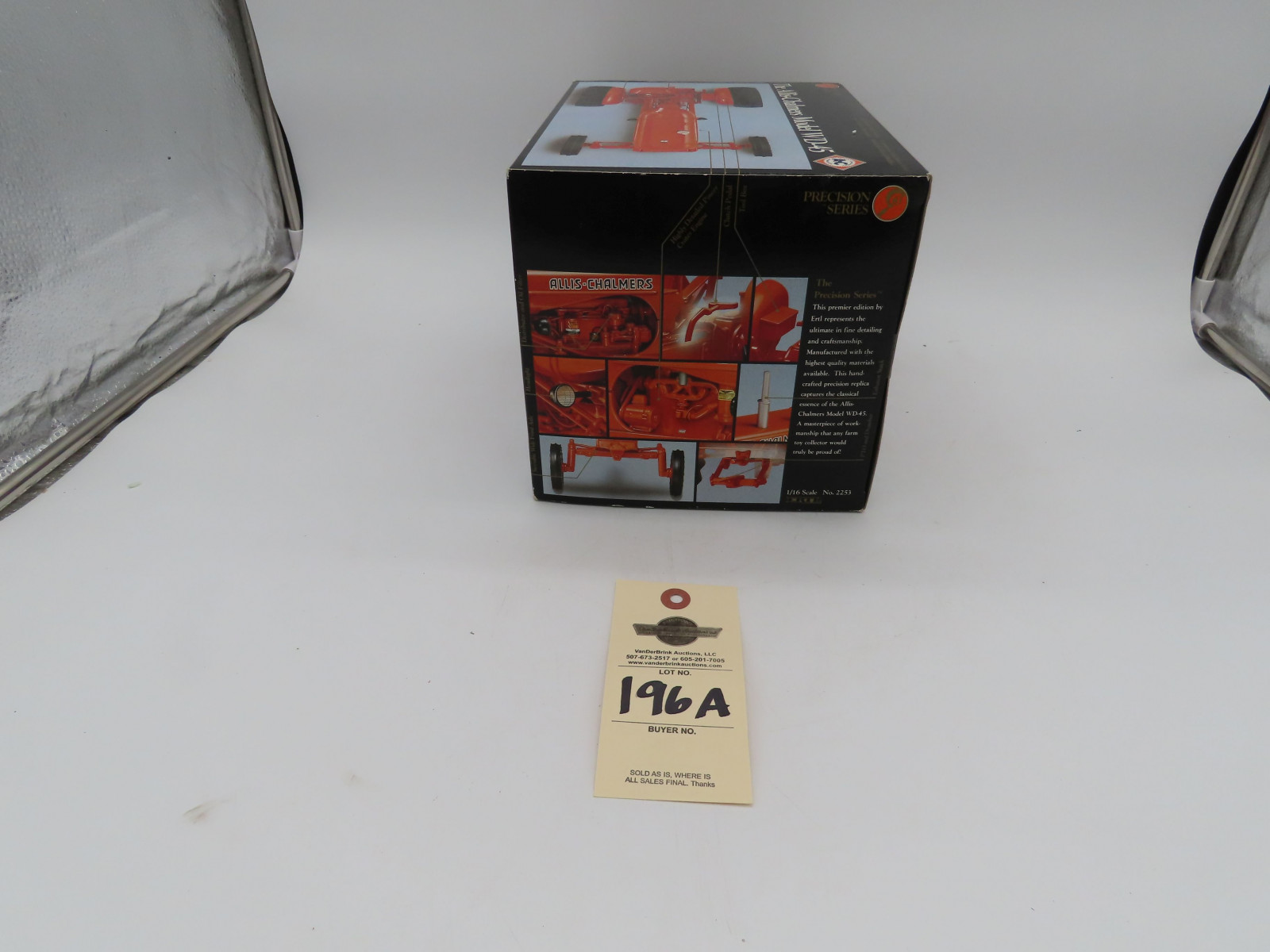 Ertl Precision 1/16th Scale die-Cast The Allis Chalmers Model WD-45 Tractor with Commemorative Booklet and Collector's Medallion NIB - Image 5