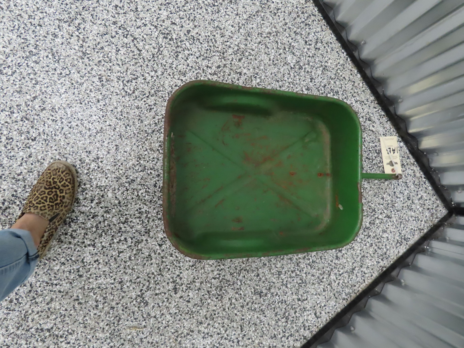 John Deere Wagon Used - Image 5