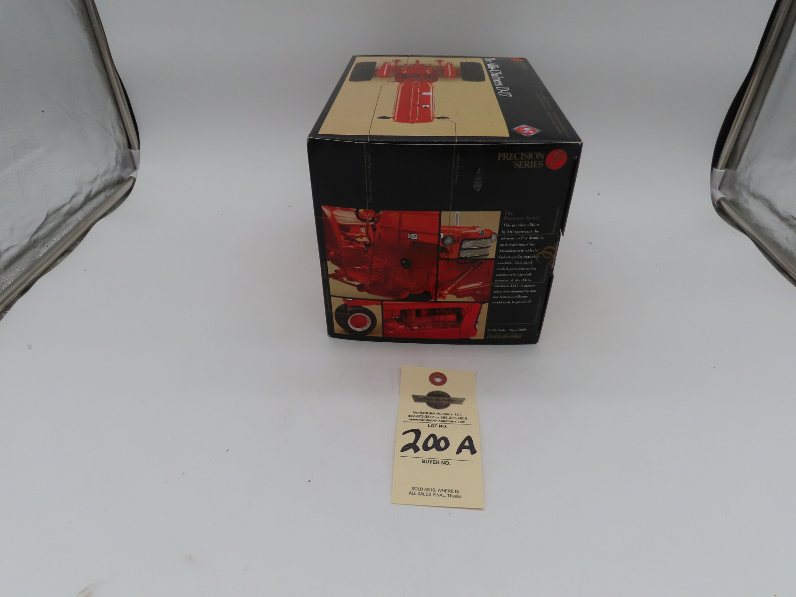 2000 Ertl Precision Series 1/16th Scale NIB the Allis Chalmers D-17 Die-Cast Tractor with Commemorative Booklet and Medallin - Image 3