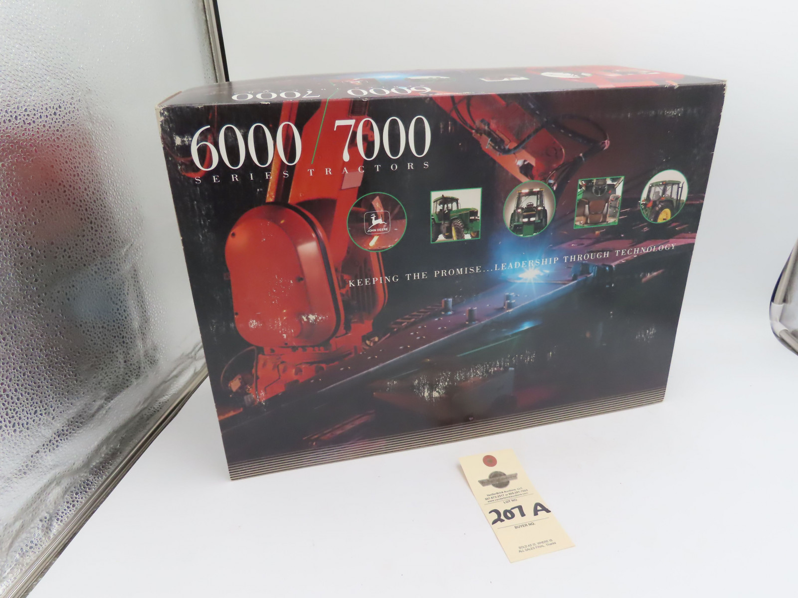 1992 Ertl 6000/7000 Series Tractors JD7800 Model to Assemble NIB and faded box and some wear 1/16th Scale - Image 1