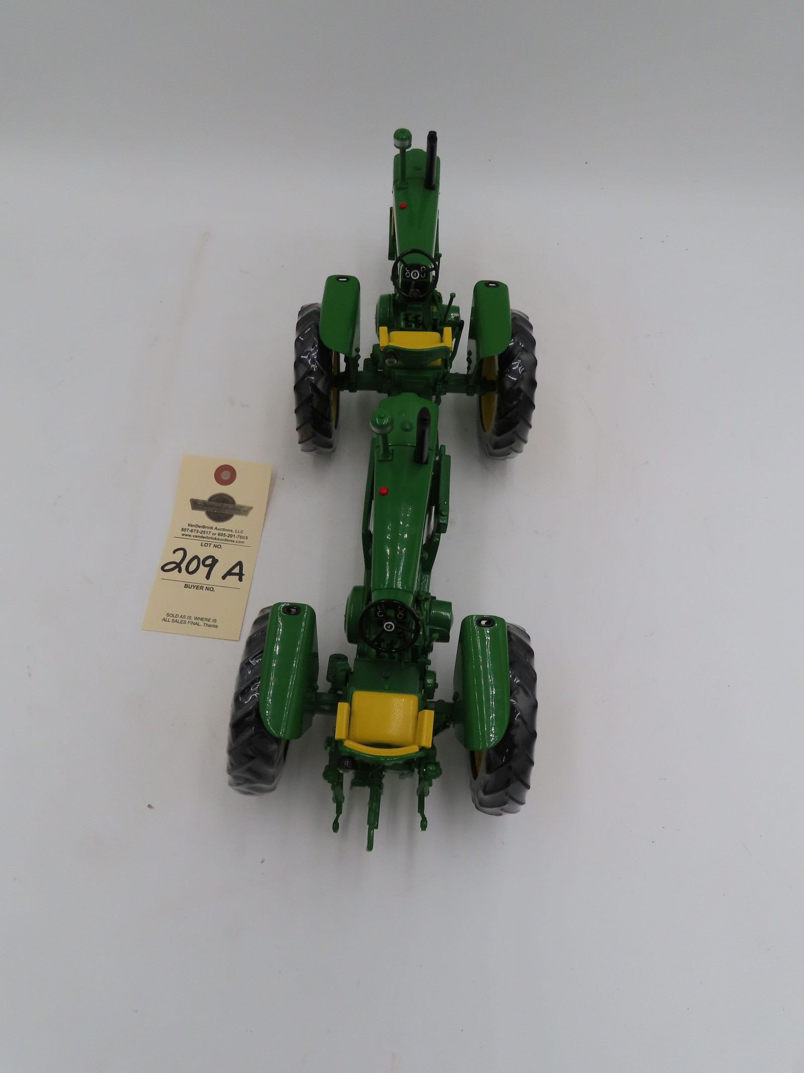Ertl 1/16th Scale John Deere 630 Coupled Tractors with NO BOX, plastic on wheels - Image 5
