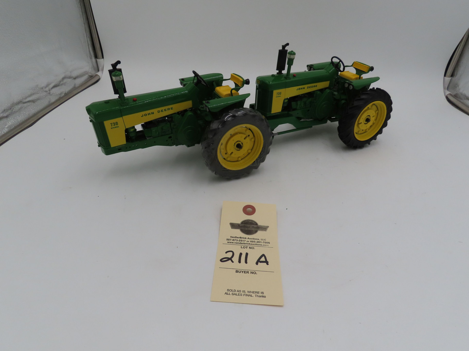 Ertl 1/16th Scale John Deere 730 Coupled Tractors New without Box Plastic on the wheels - Image 3