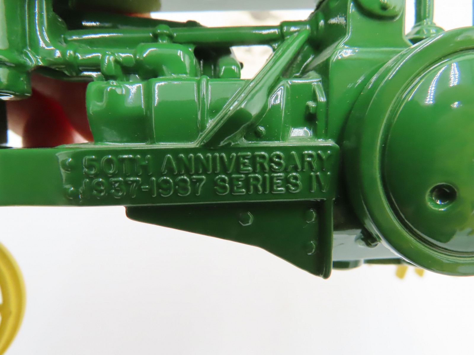 Ertl 1/16th Scale Die-Cast G John Deere 50th Anniversary Series 1937-1987IV New and No Box - Image 7