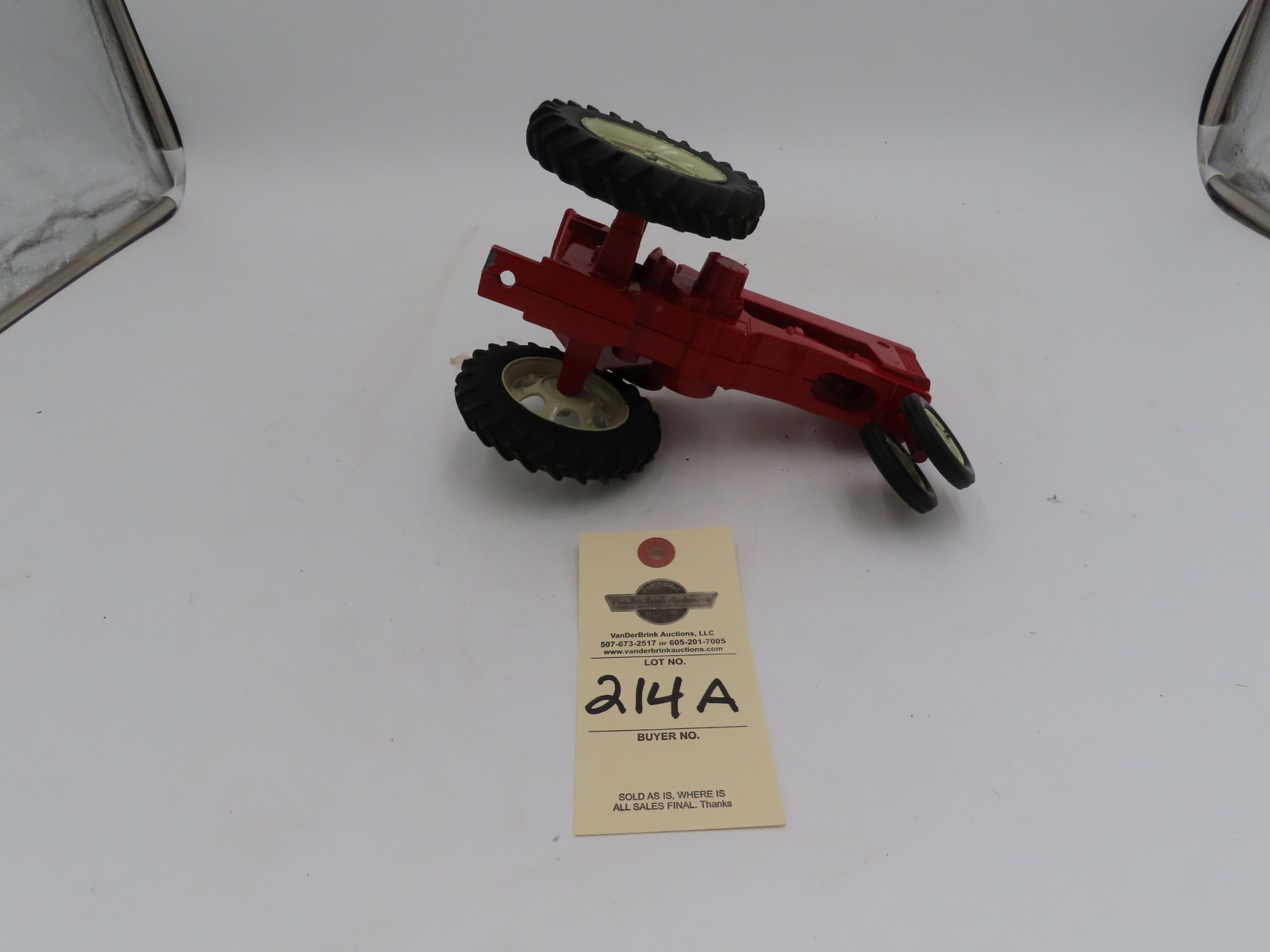 Vintage Ertl Red John Deere 730 1/16th Scale with White Wheels and No Box with wear spots - Image 5