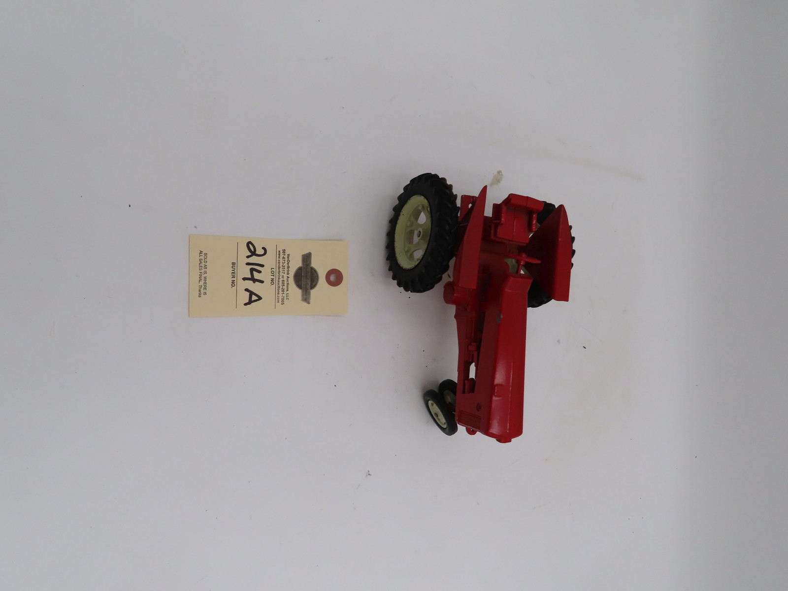 Vintage Ertl Red John Deere 730 1/16th Scale with White Wheels and No Box with wear spots - Image 7