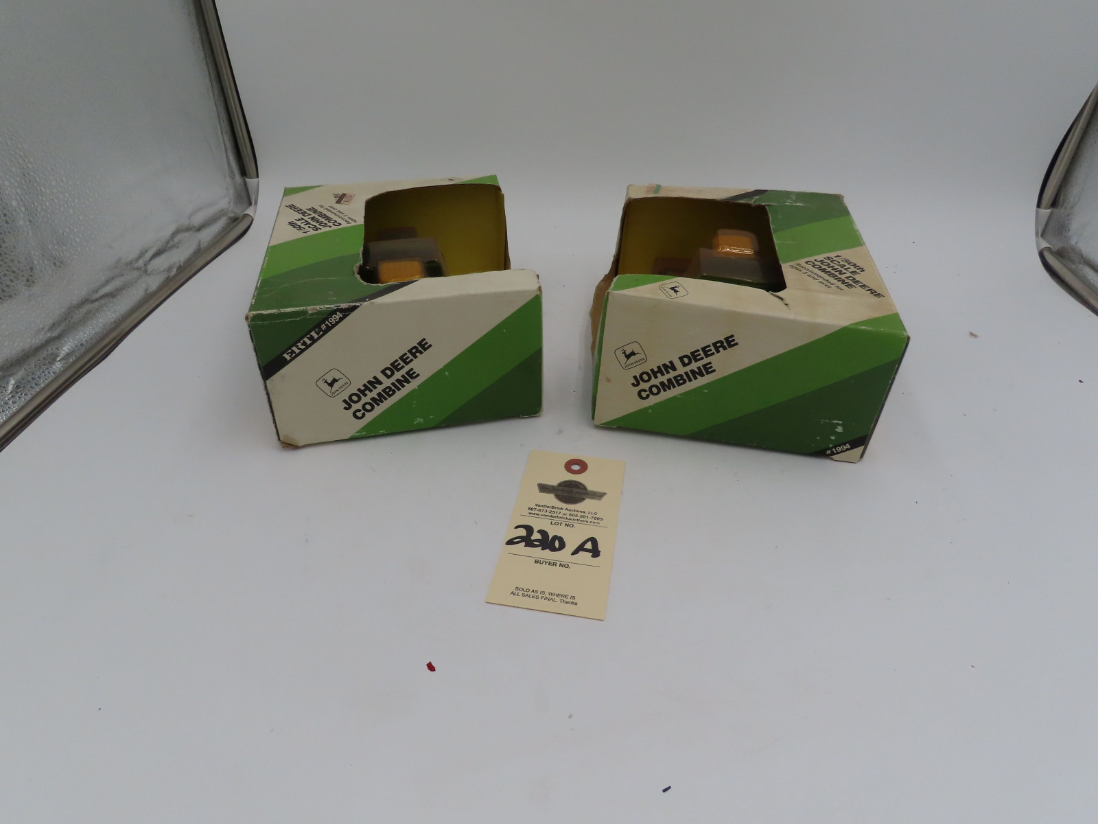 Ertl for John Deere 1/50th Scale Hydro/4 Combines NIB selling as a Pair - Image 3