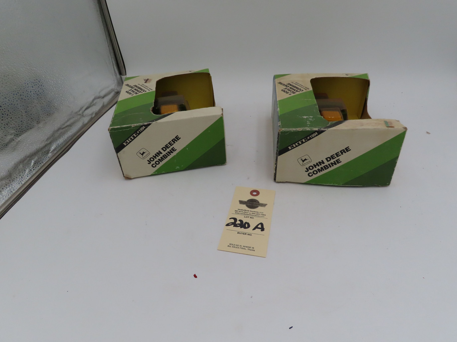 Ertl for John Deere 1/50th Scale Hydro/4 Combines NIB selling as a Pair - Image 5