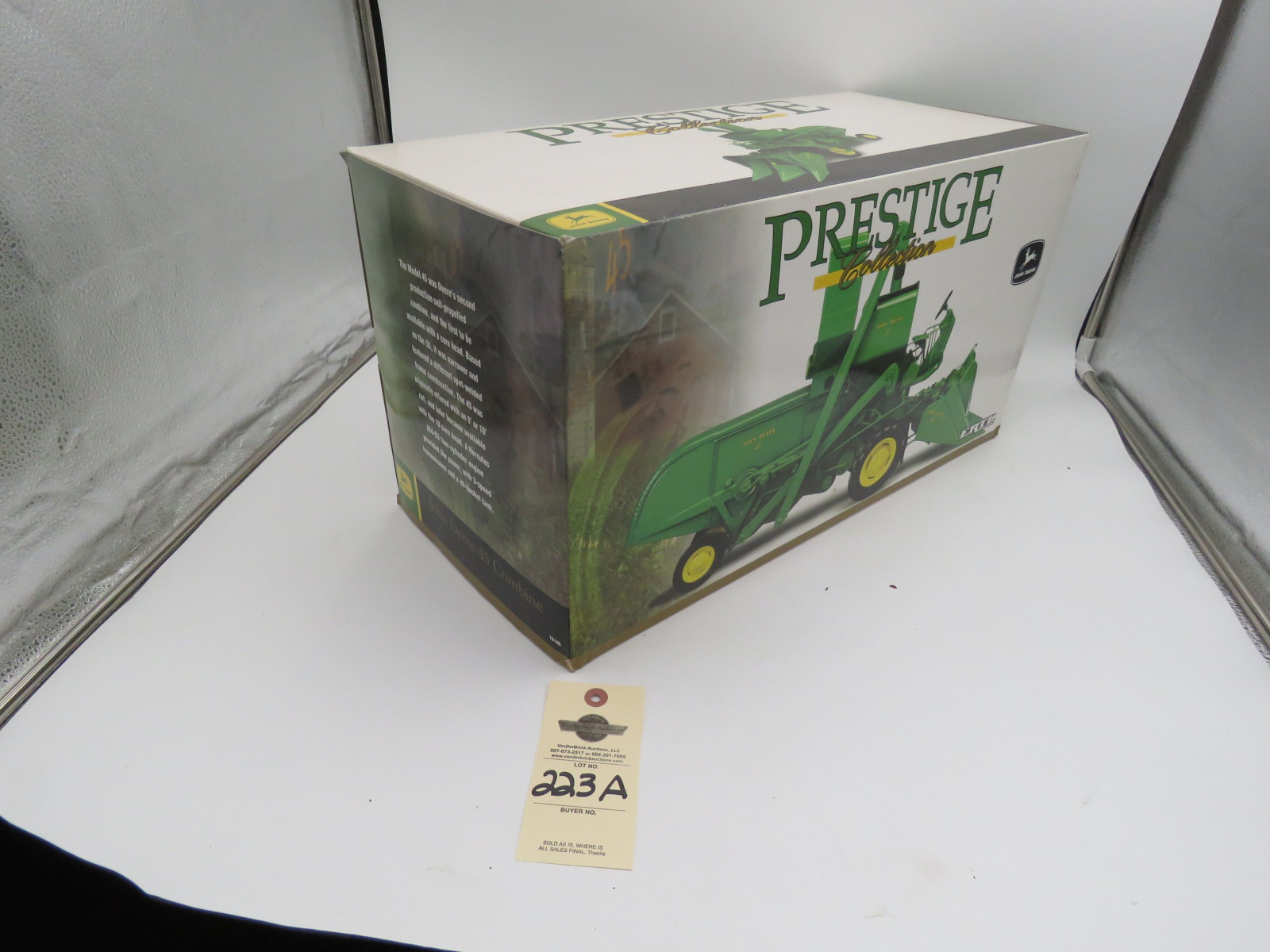 2001 Ertl for John Deere Prestige Collection 1/16th Scale John Deere 45 Combine NIB - Image 5