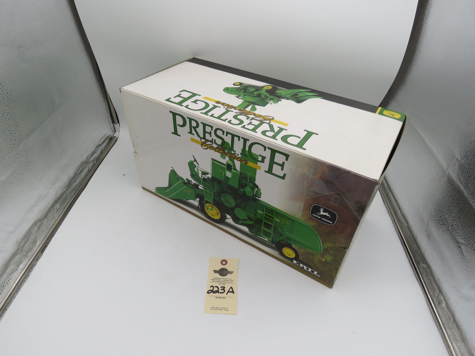 2001 Ertl for John Deere Prestige Collection 1/16th Scale John Deere 45 Combine NIB - Image 7