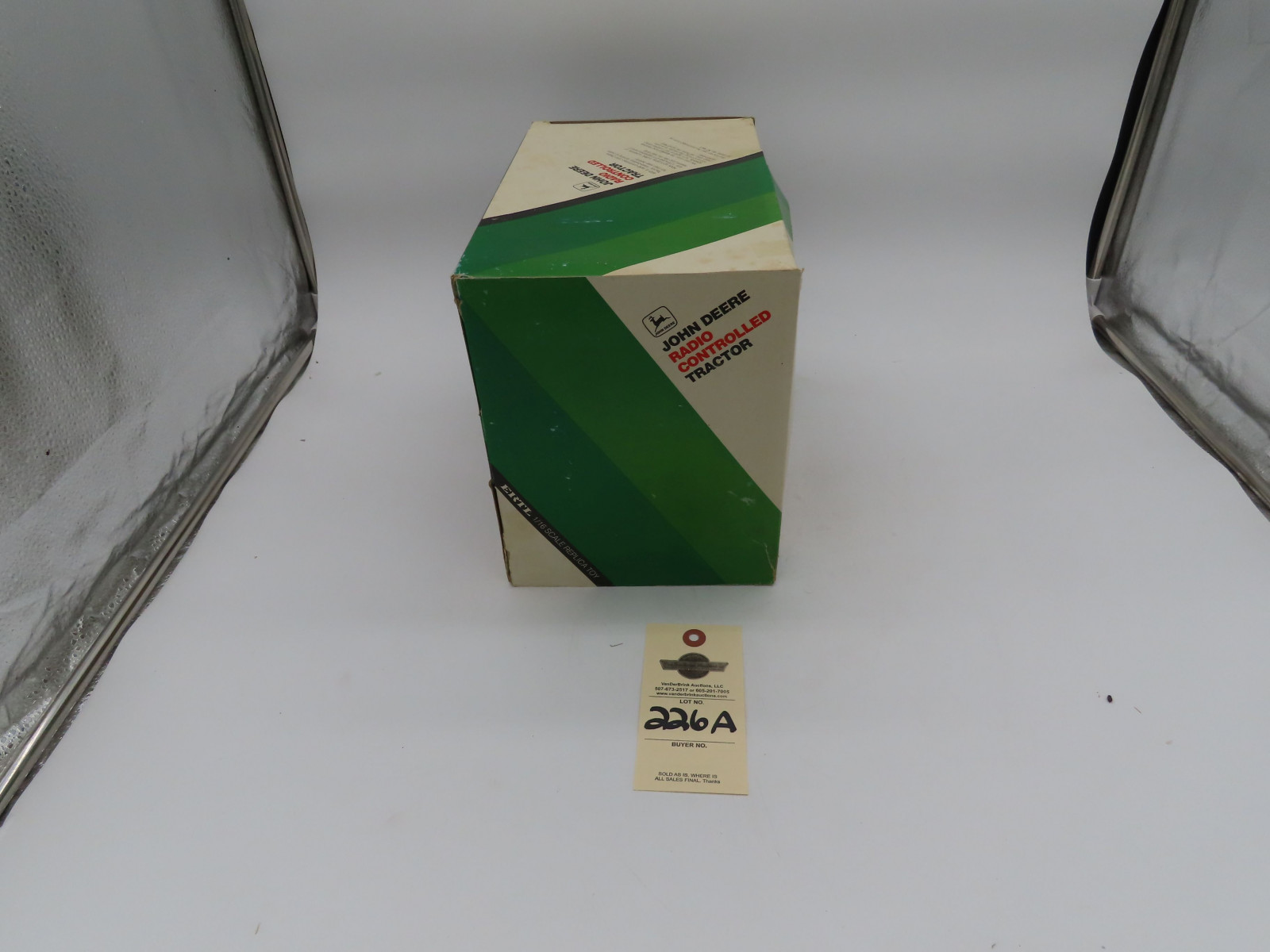 Ertl for John Deere Radio Controlled Tractor 1/16th Scale NIB with wear on the box - Image 3