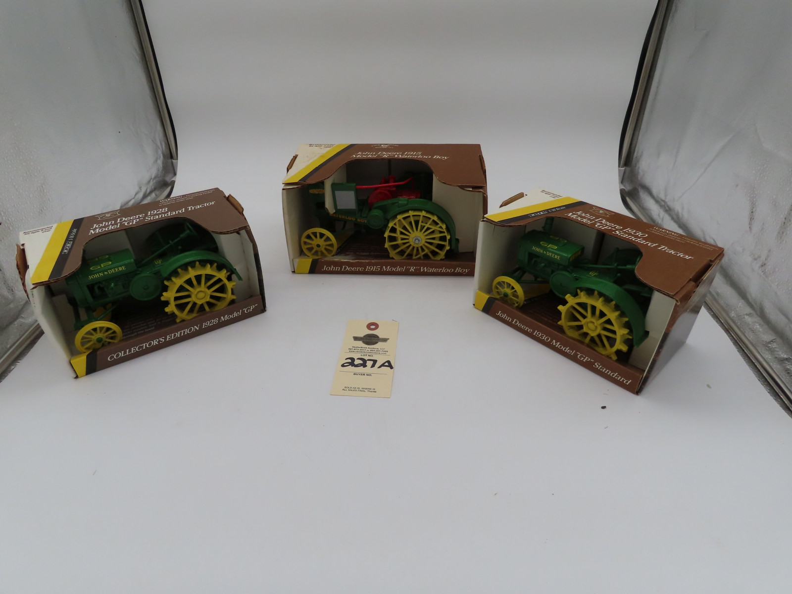 Ertl For John Deere 1/16th Scale die-Cast 1915 John Deere Model R WaterLoo Boy and 1/16th Scale 1930 John Deere GP Tractor, and Collector's Edition 1928 1/16th Scale Model GP all NIB - Image 3
