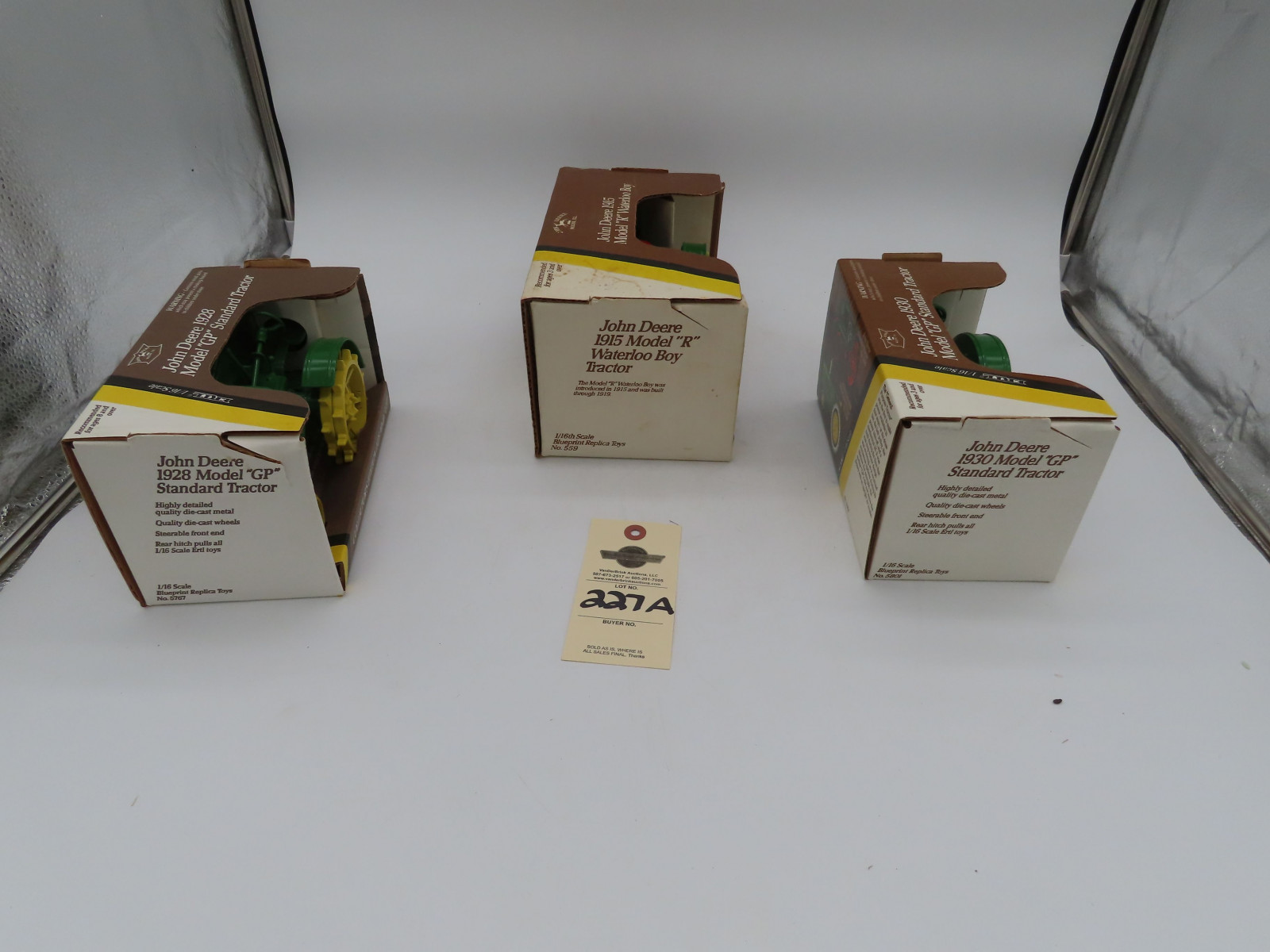 Ertl For John Deere 1/16th Scale die-Cast 1915 John Deere Model R WaterLoo Boy and 1/16th Scale 1930 John Deere GP Tractor, and Collector's Edition 1928 1/16th Scale Model GP all NIB - Image 5
