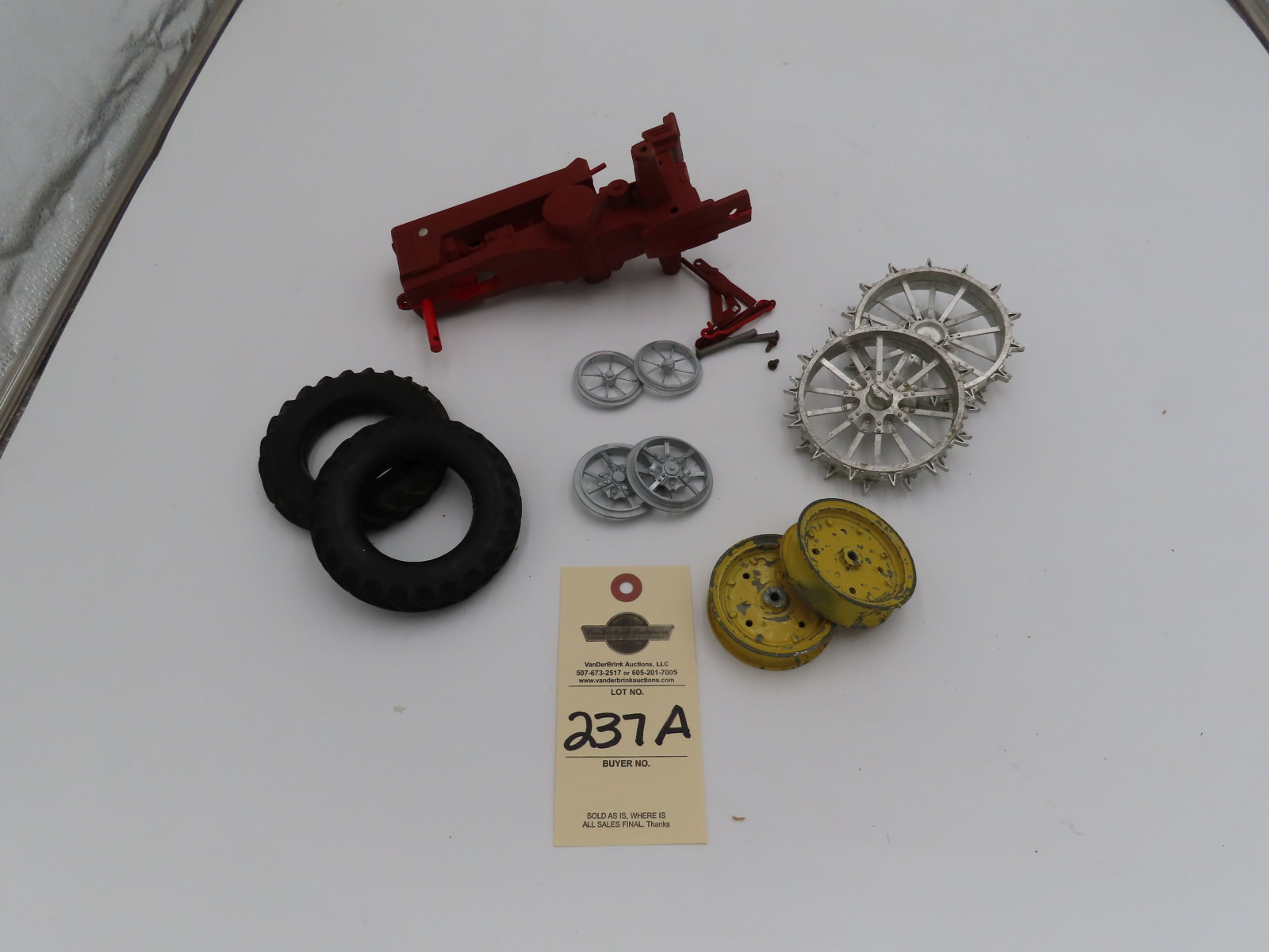 Red John Deere 730 Tractor Metal Kit with Steel Wheels and Rubber Extra Parts for Restores - Image 2