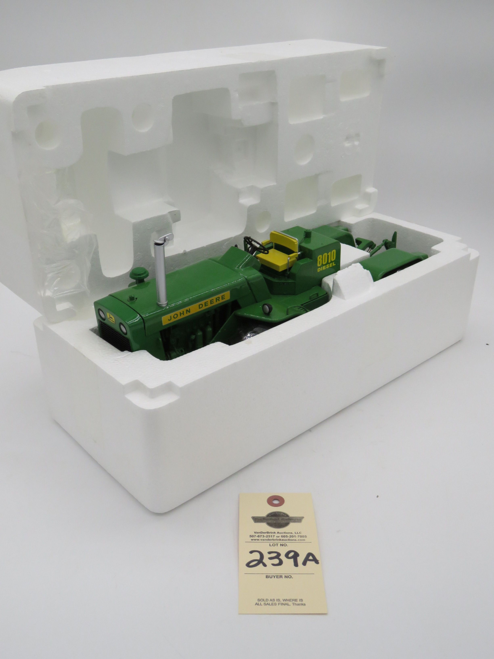 John Deere 8010 Conversion Ertl Metal Die Cast NIB - Image 3