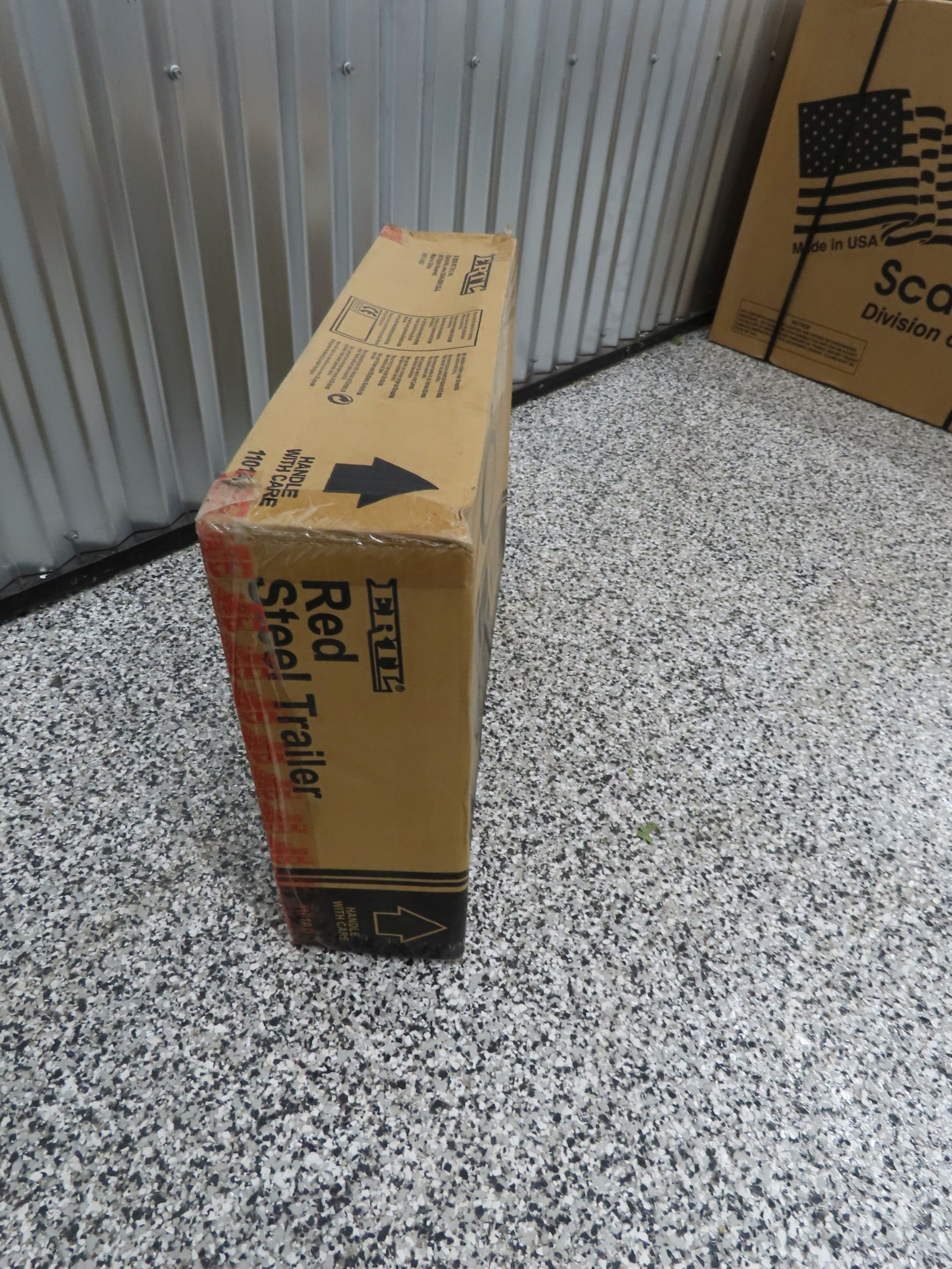 Ertl Red Steel Trailer NIB - Image 2