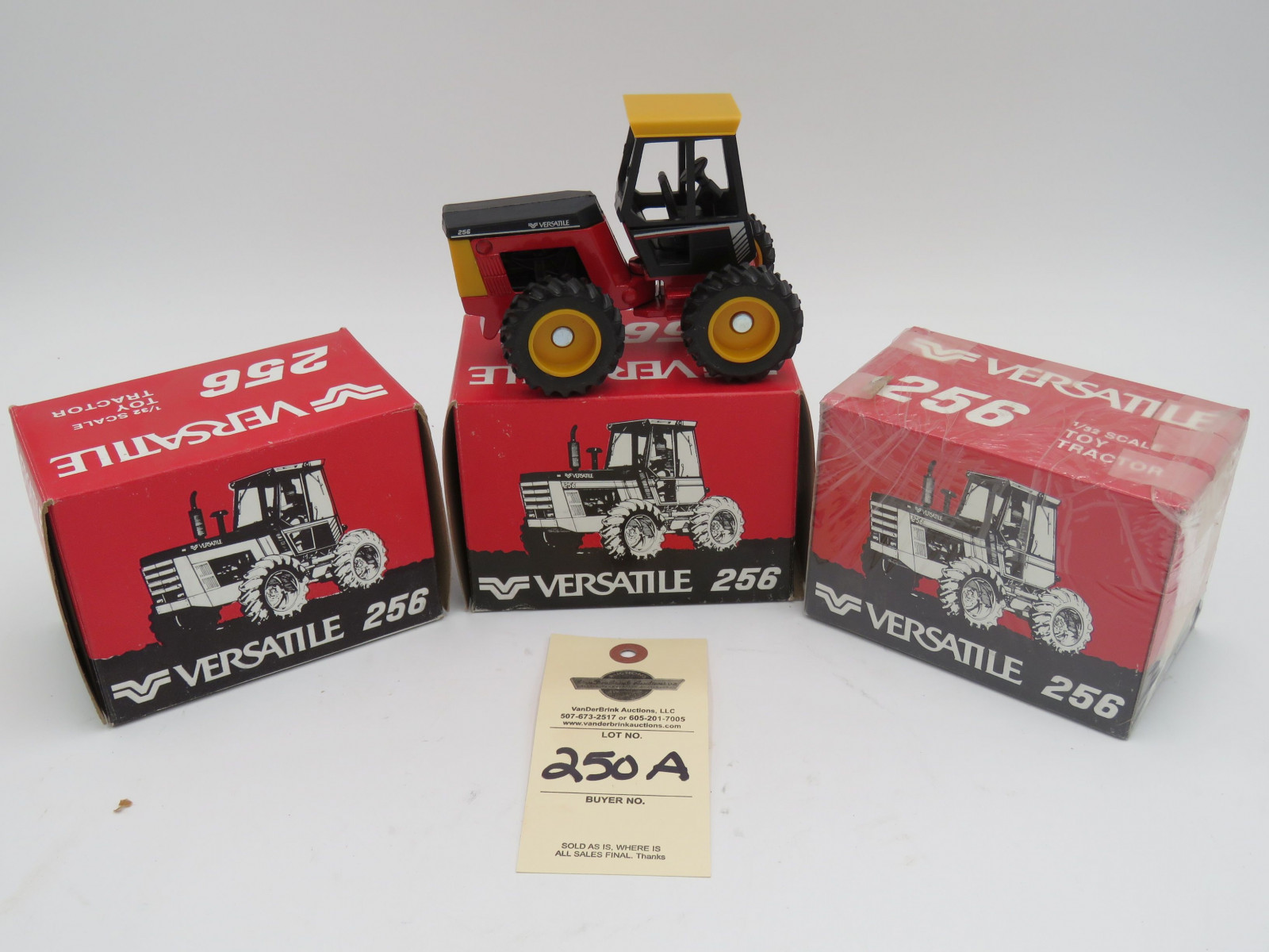 Versatile 256 1/32 scale Toy Tractor Ertl D, Iowa NIB and Versatile 256 1/32 Toy Tractor box still sealed Versatile 256 1/32 Scale Toy Tractor NIB. Sold as a group of 3. - Image 3