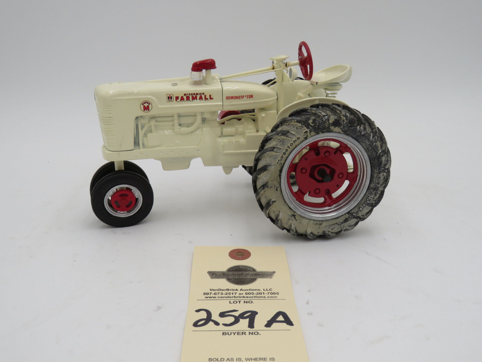 Farmall Super M Demonstrator Metal Die-Cast tractor. Model by Freiheit. Firestone rear wheels, and Good Year front tires. - Image 3