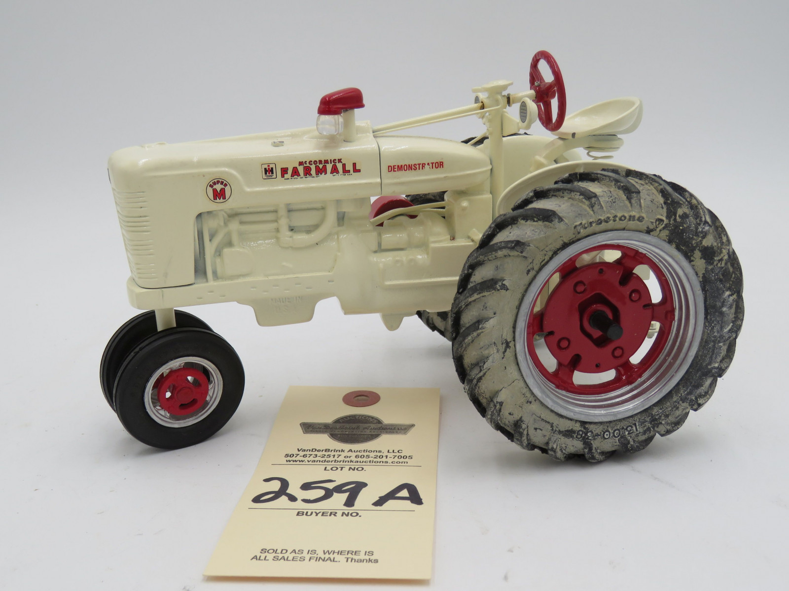 Farmall Super M Demonstrator Metal Die-Cast tractor. Model by Freiheit. Firestone rear wheels, and Good Year front tires. - Image 6
