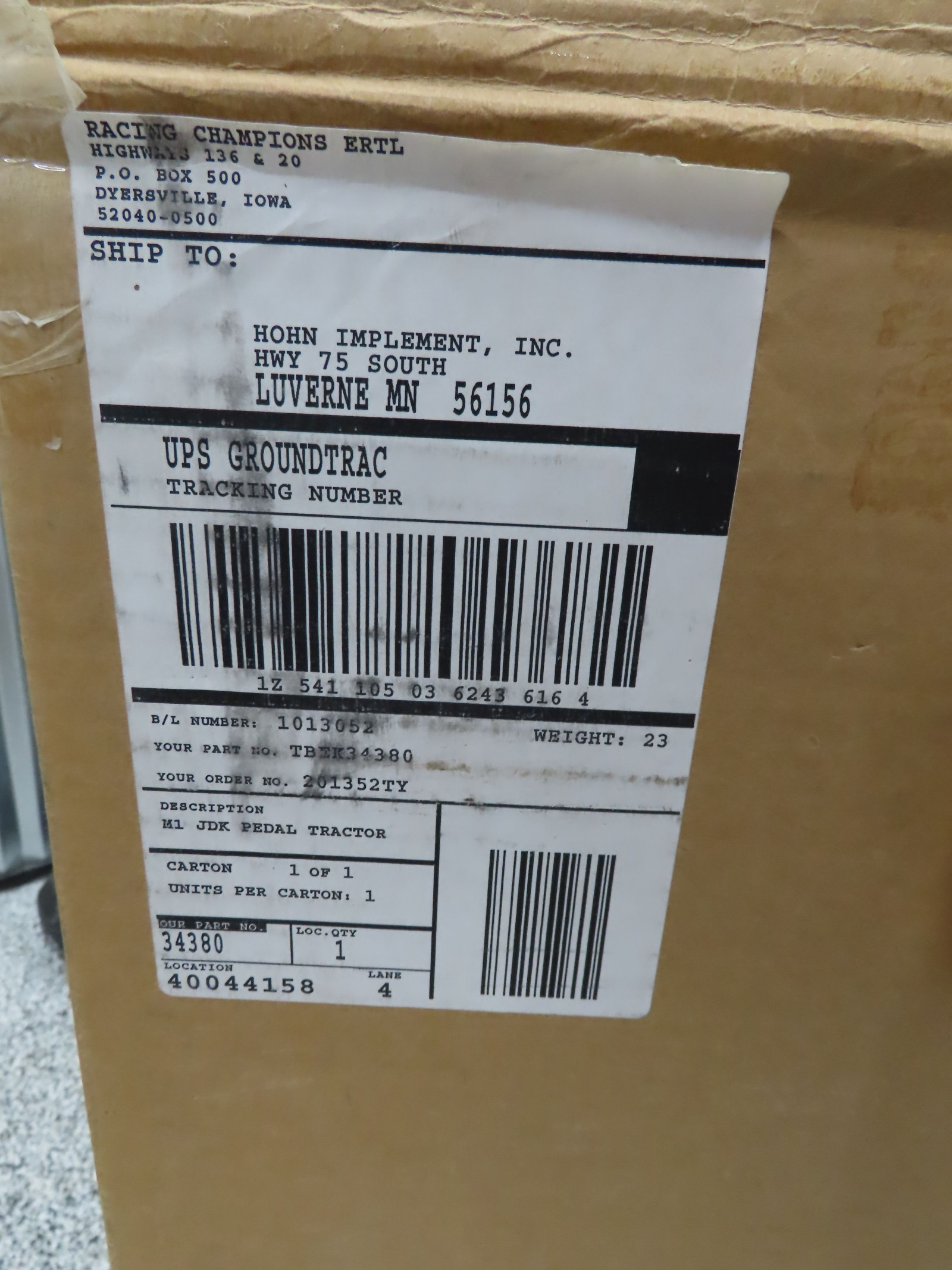 Ertl John Deere Plastic JD4300 Pedal Tractor NIB - Image 5