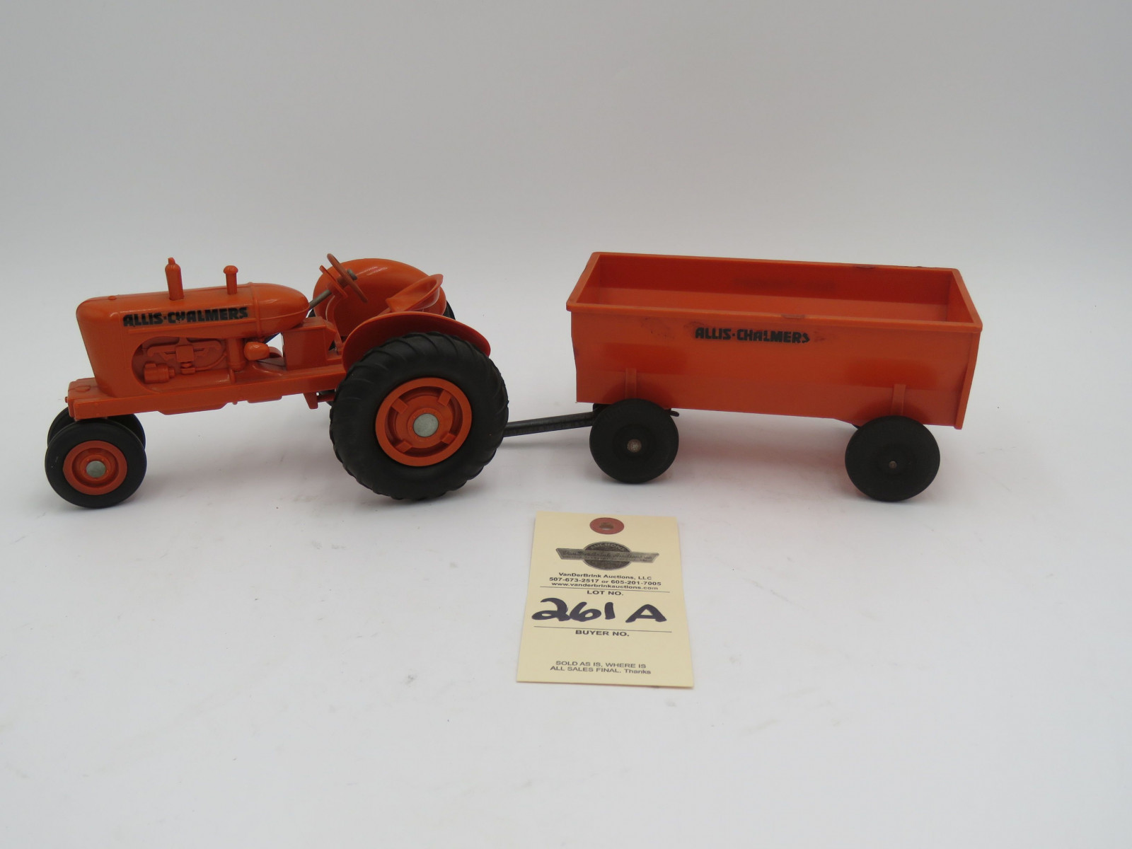 Allis Chalmers Tractor with wagon plastic die-cast. No box. - Image 1