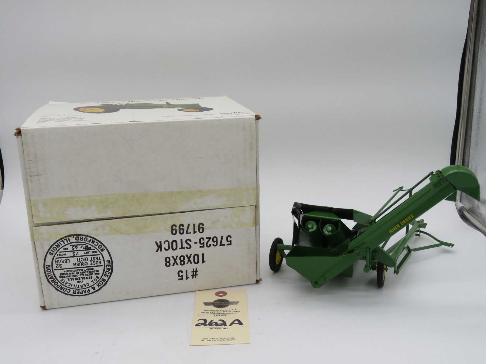 1997 Limited Edition series by Stephan MFG John Deere Model 50 Tractor number 347 of 500. NIB Die Cast. John Deere Corn picker pull type metal die cast no box. Sold as a pair - Image 3