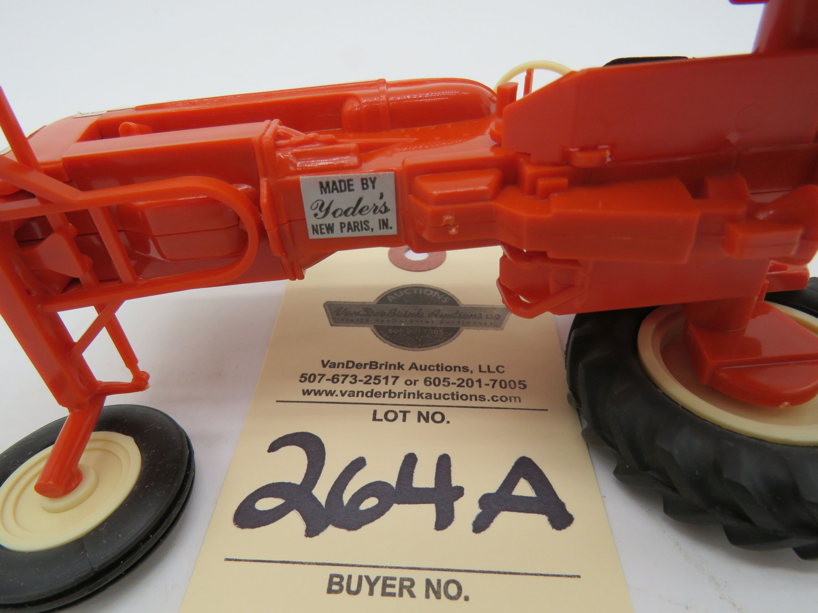 1988 Beaver Falls Show Tractor Allis-Chalmers D15 orange wide front plastic die-cast. - Image 7
