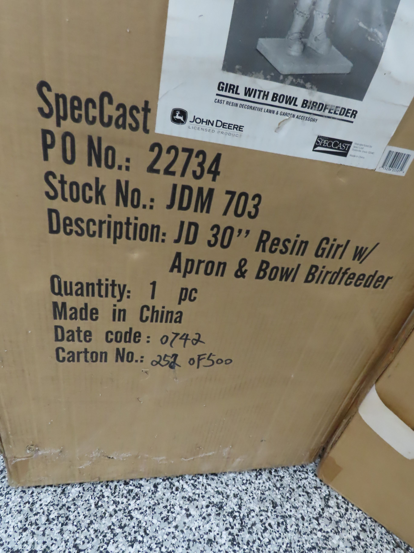 John Deere Boy and Girl Resin Statue with Bird baths NIB - Image 2